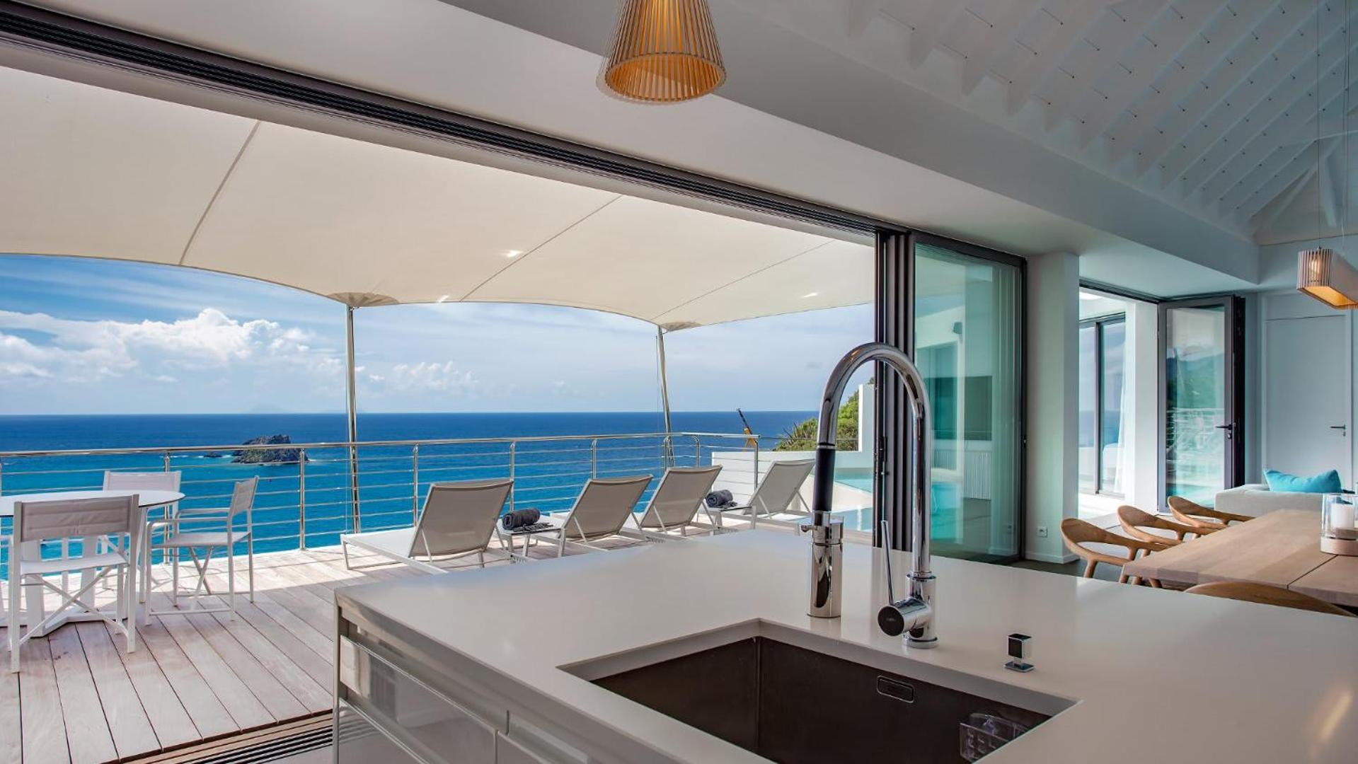 Spacious Villa with Utmost Calm and Beauty