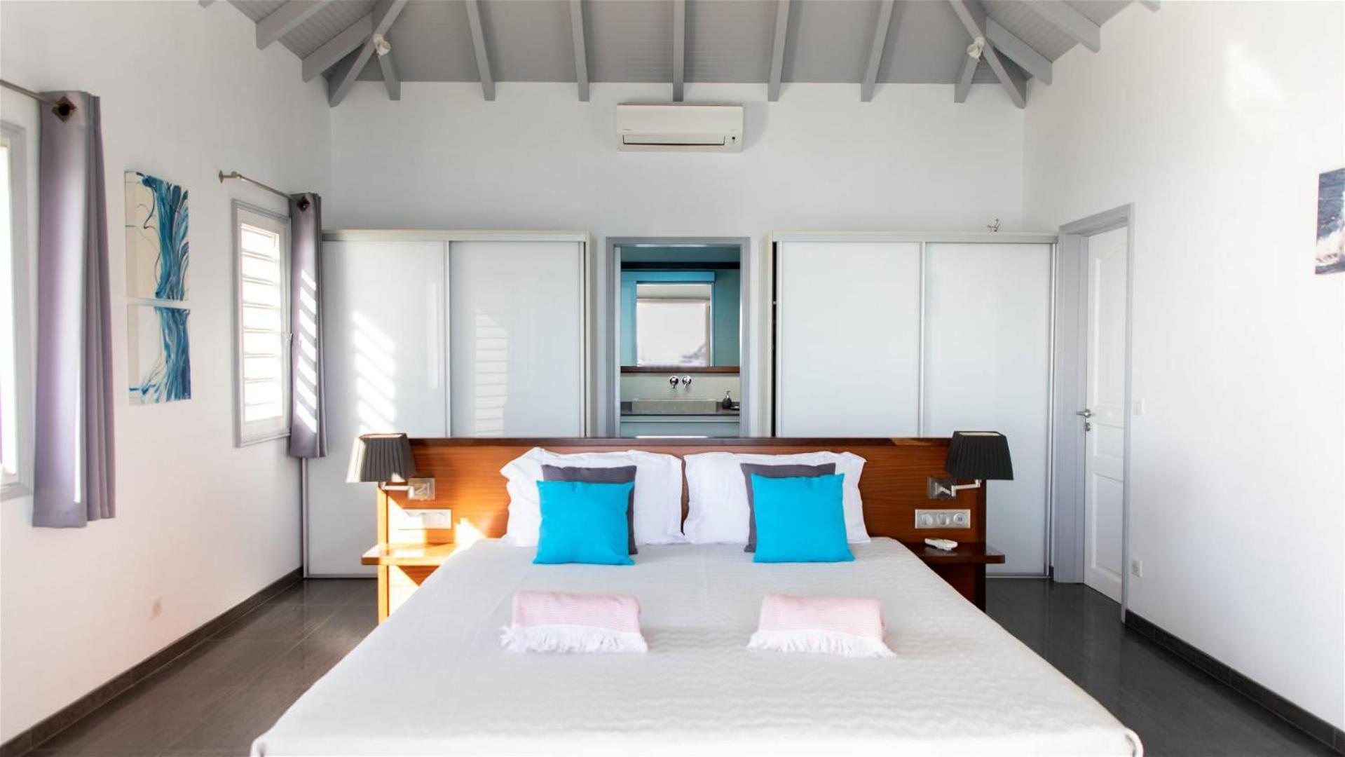 Quiet Villa Surrounded by Tropical Vegetation