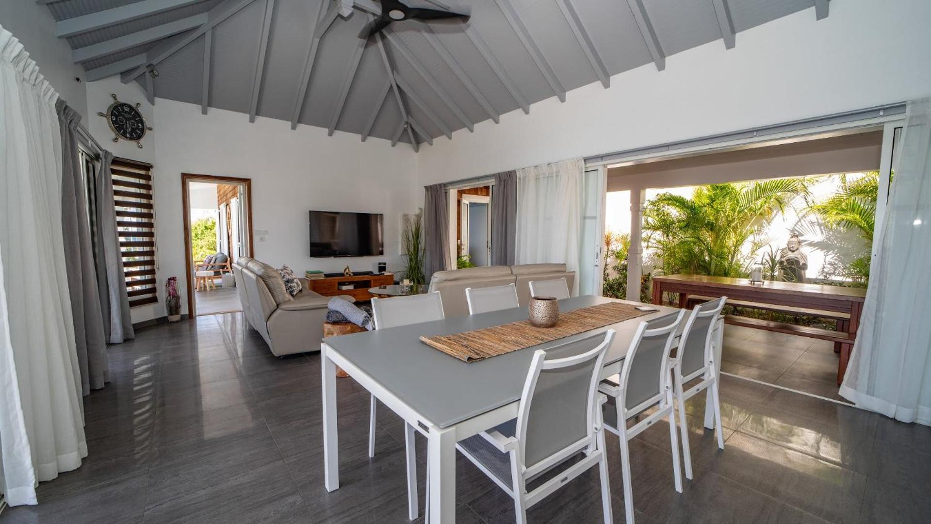 Quiet Villa Surrounded by Tropical Vegetation
