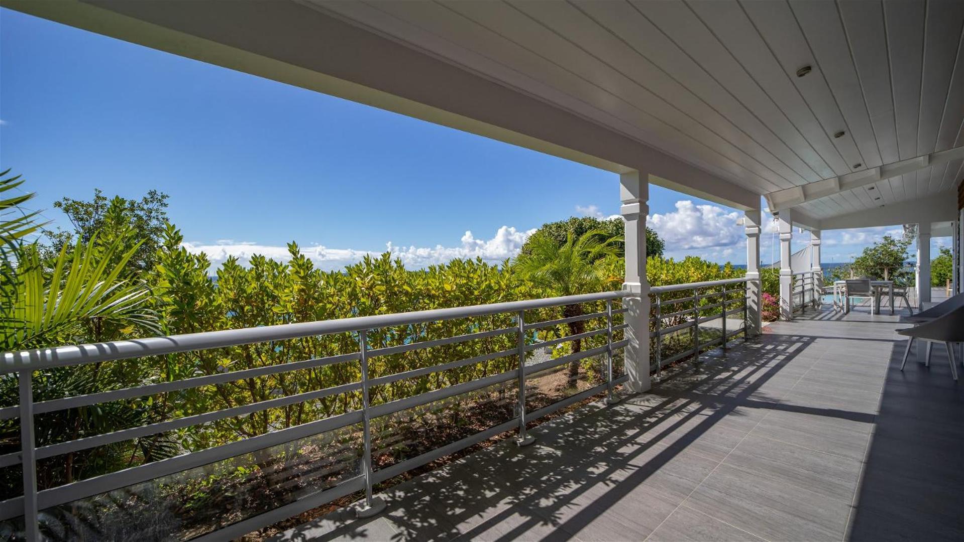 Quiet Villa Surrounded by Tropical Vegetation
