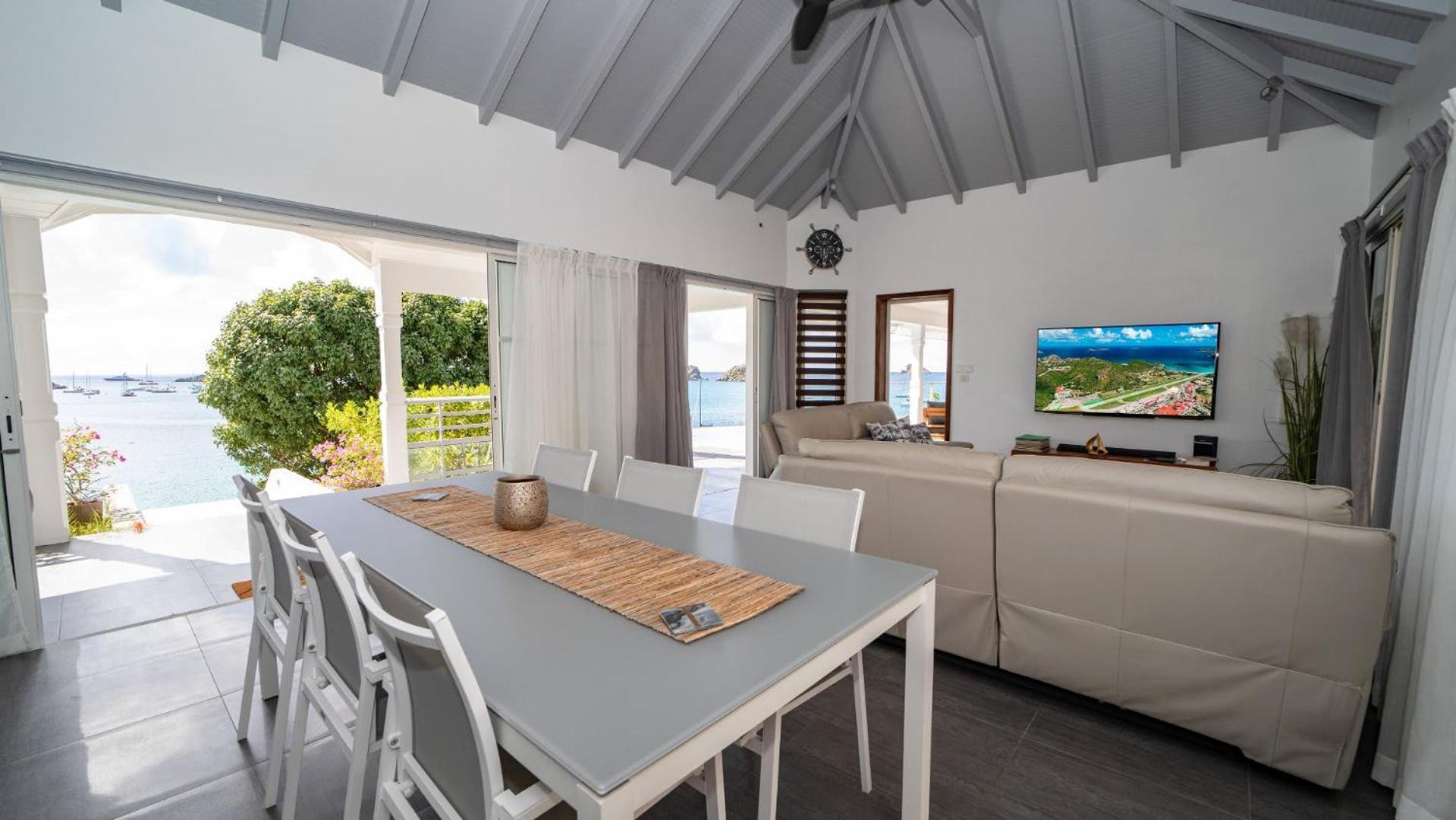 Quiet Villa Surrounded by Tropical Vegetation