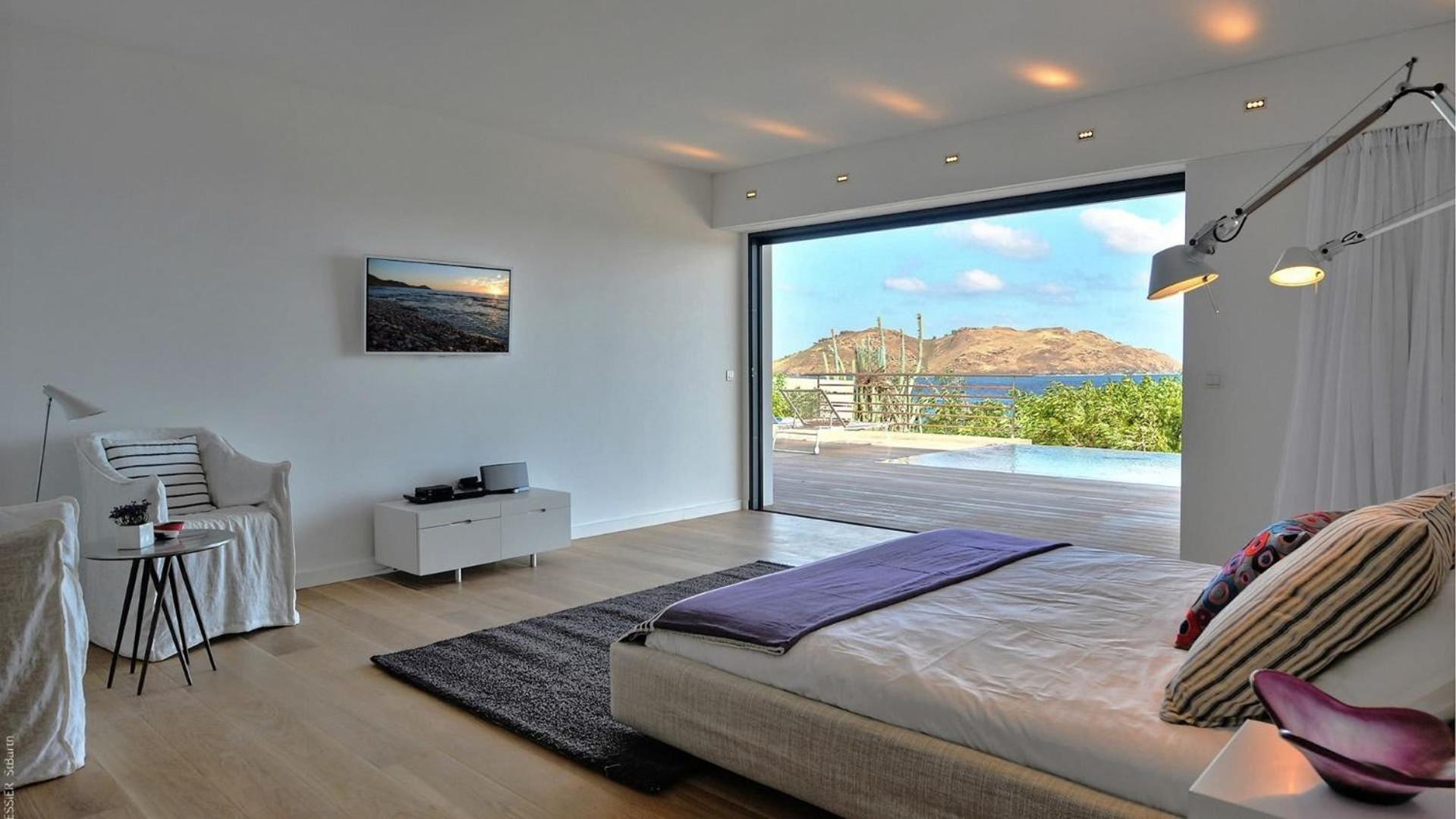 Elegant Villa with Superb View