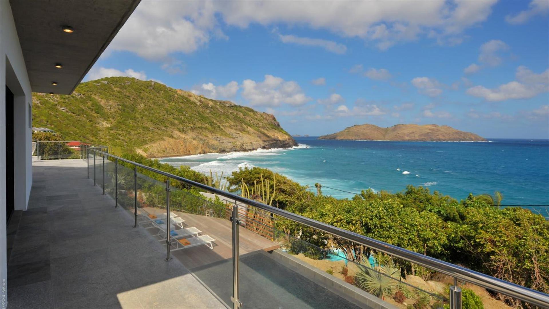 Elegant Villa with Superb View