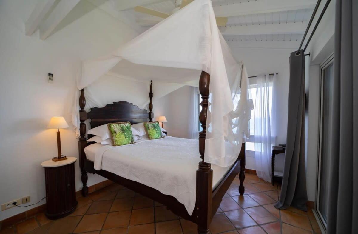 Prime Heights Villa in Pointe Milou