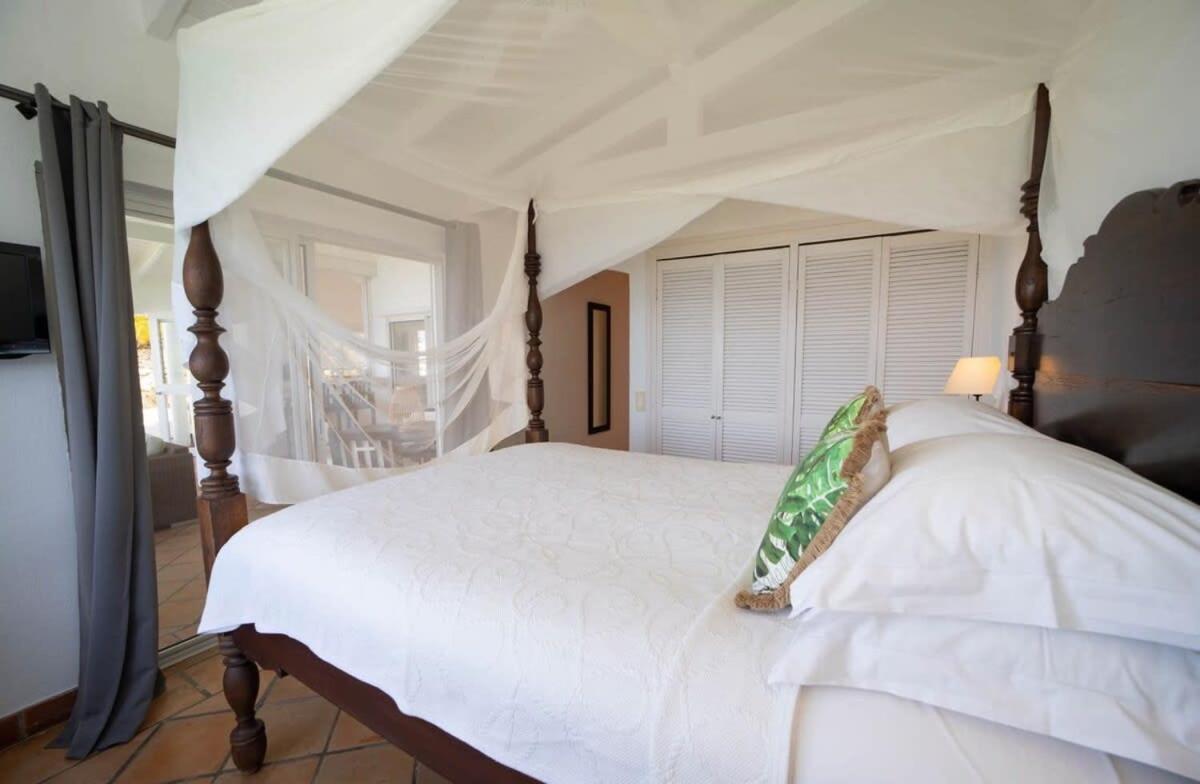 Prime Heights Villa in Pointe Milou