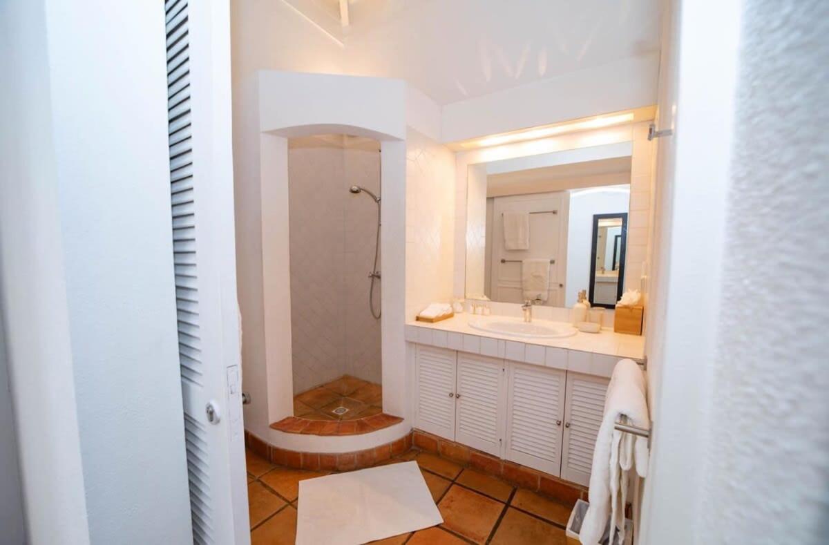 Prime Heights Villa in Pointe Milou