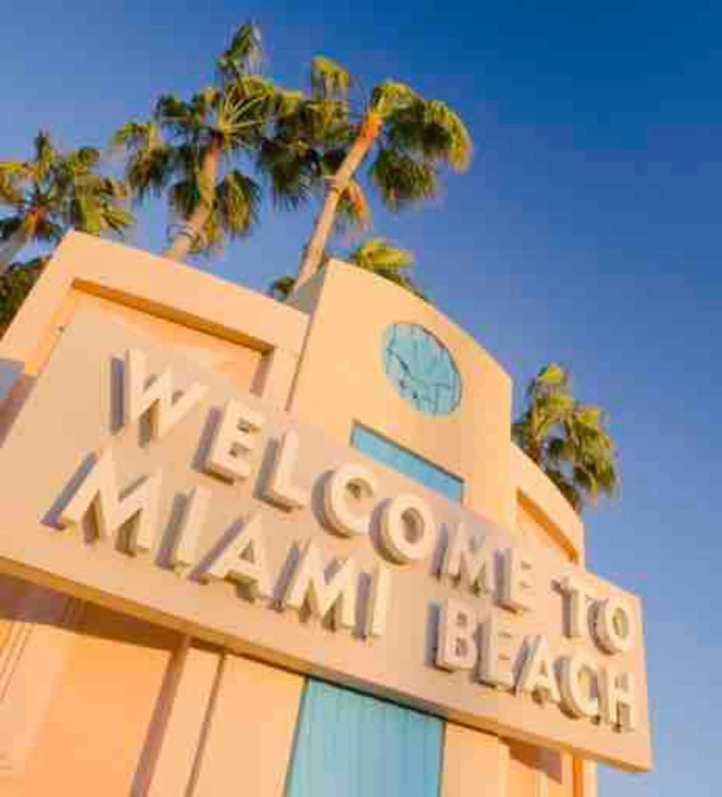 Miami Stay With Pool Luxury