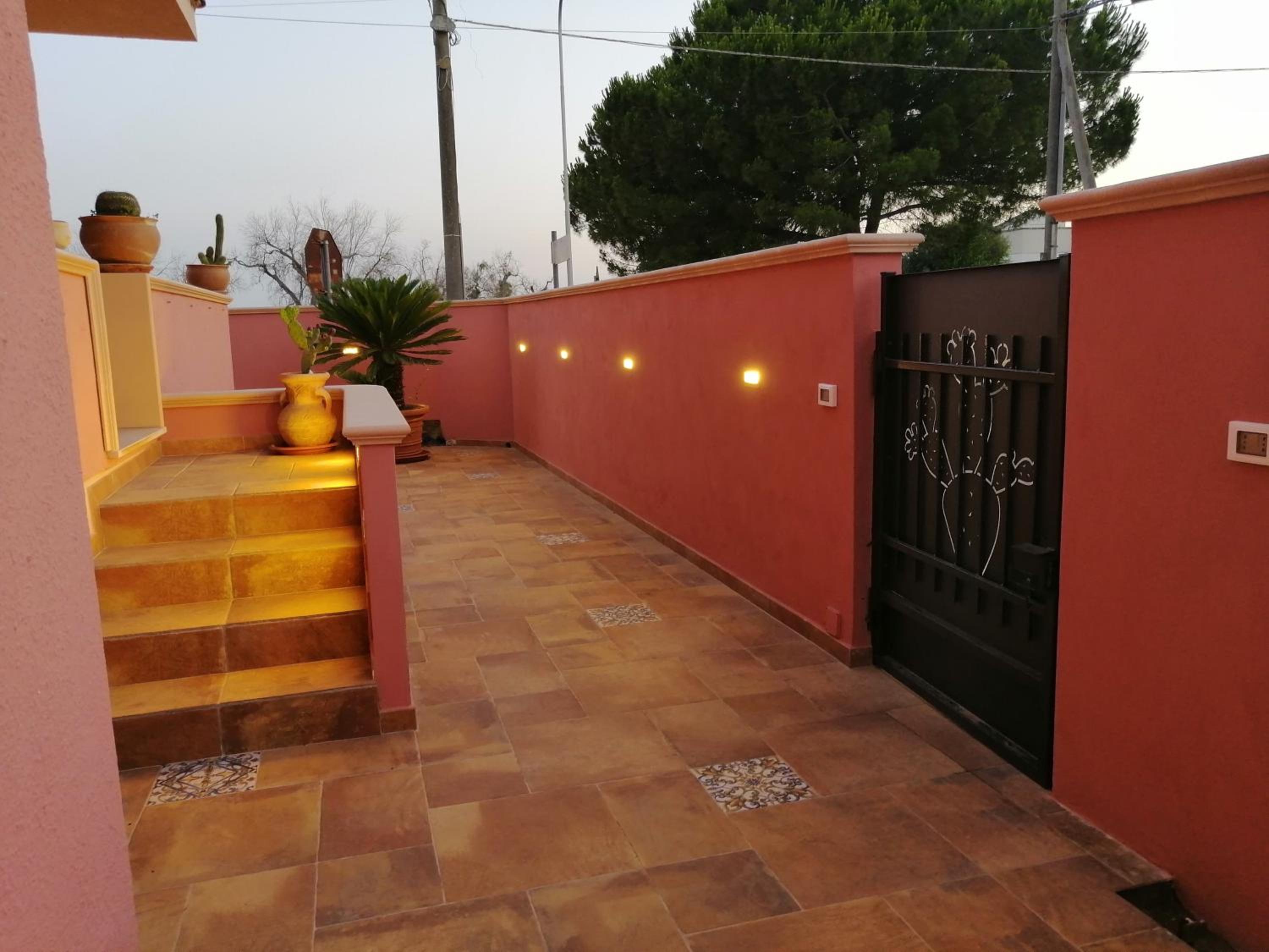 Photo 9