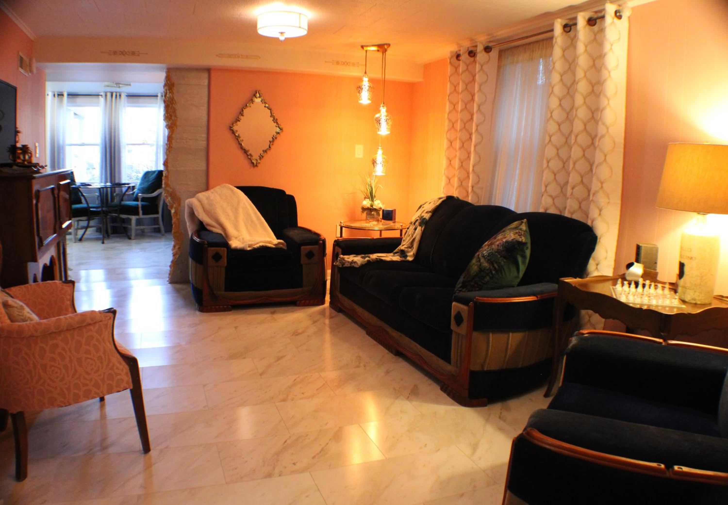 lounge