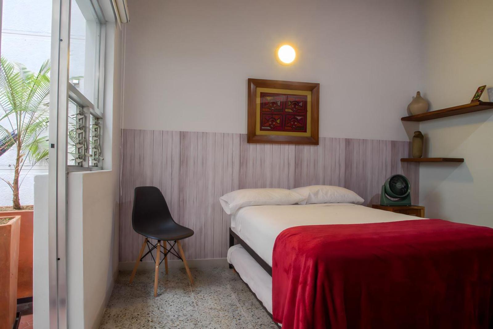 CASA DE LOLA