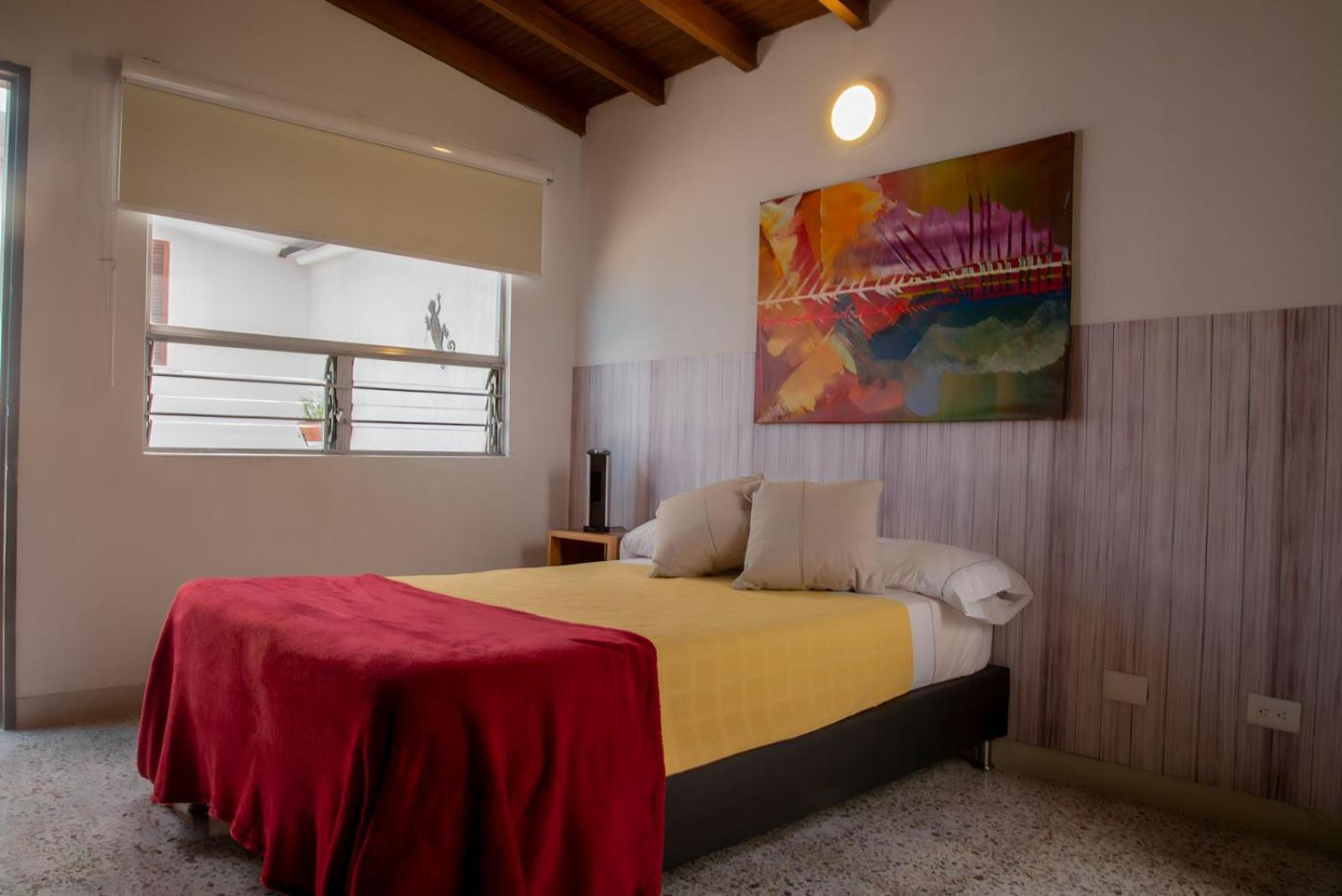 CASA DE LOLA