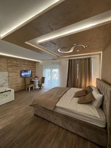 5 star apartment