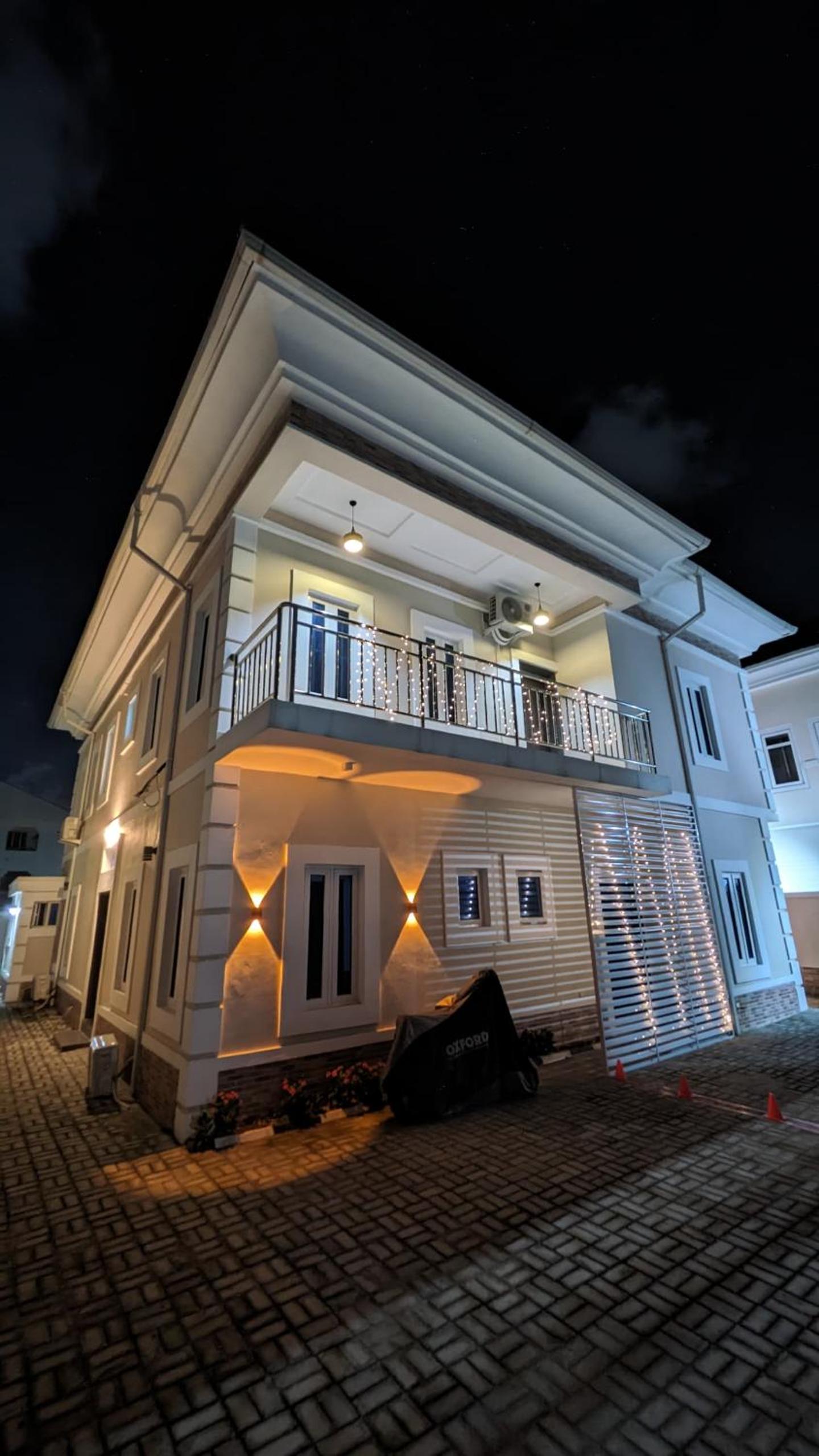 C'stella 3 bed Luxury Apartment view 2