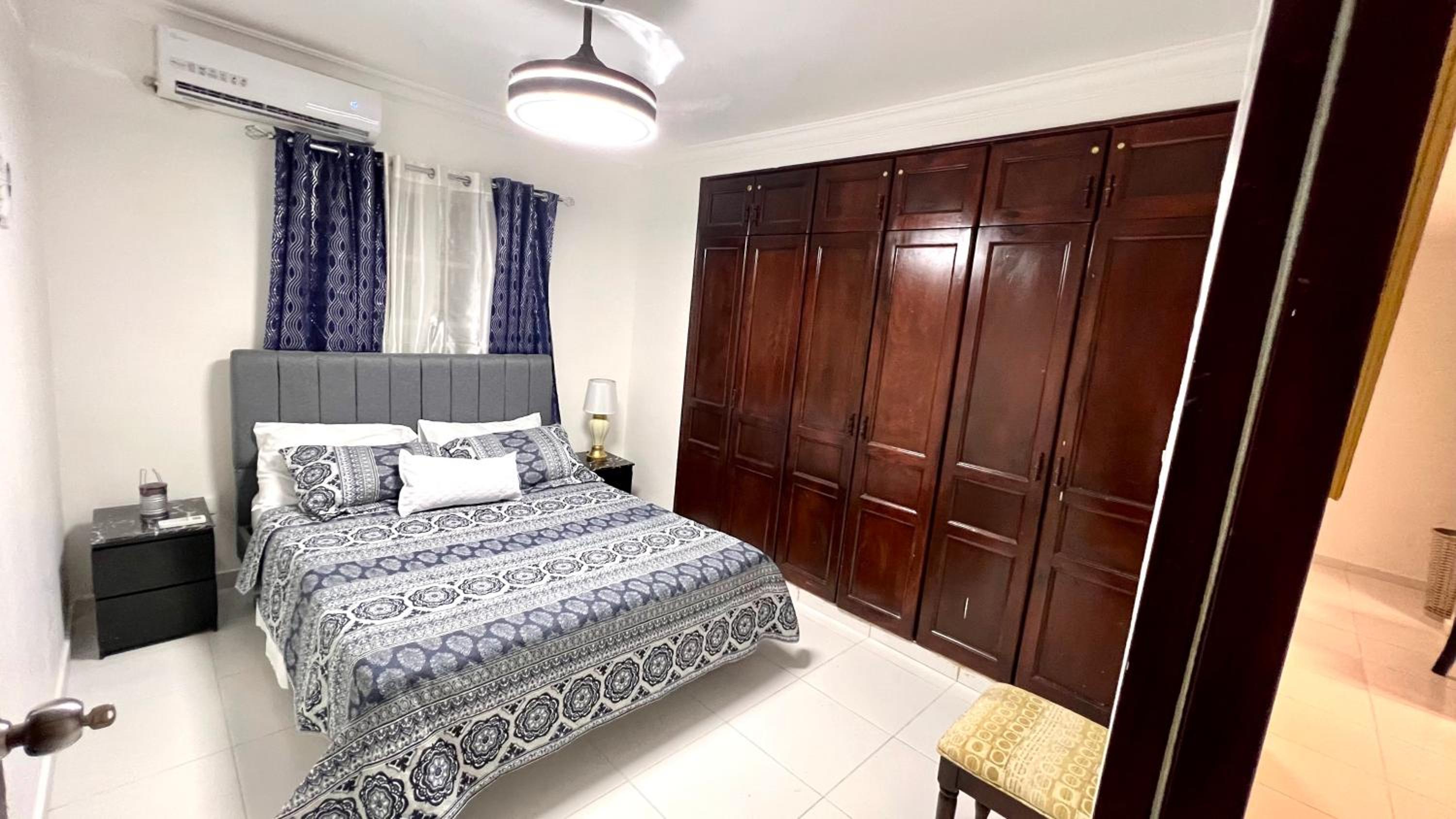 Apartamento con piscina