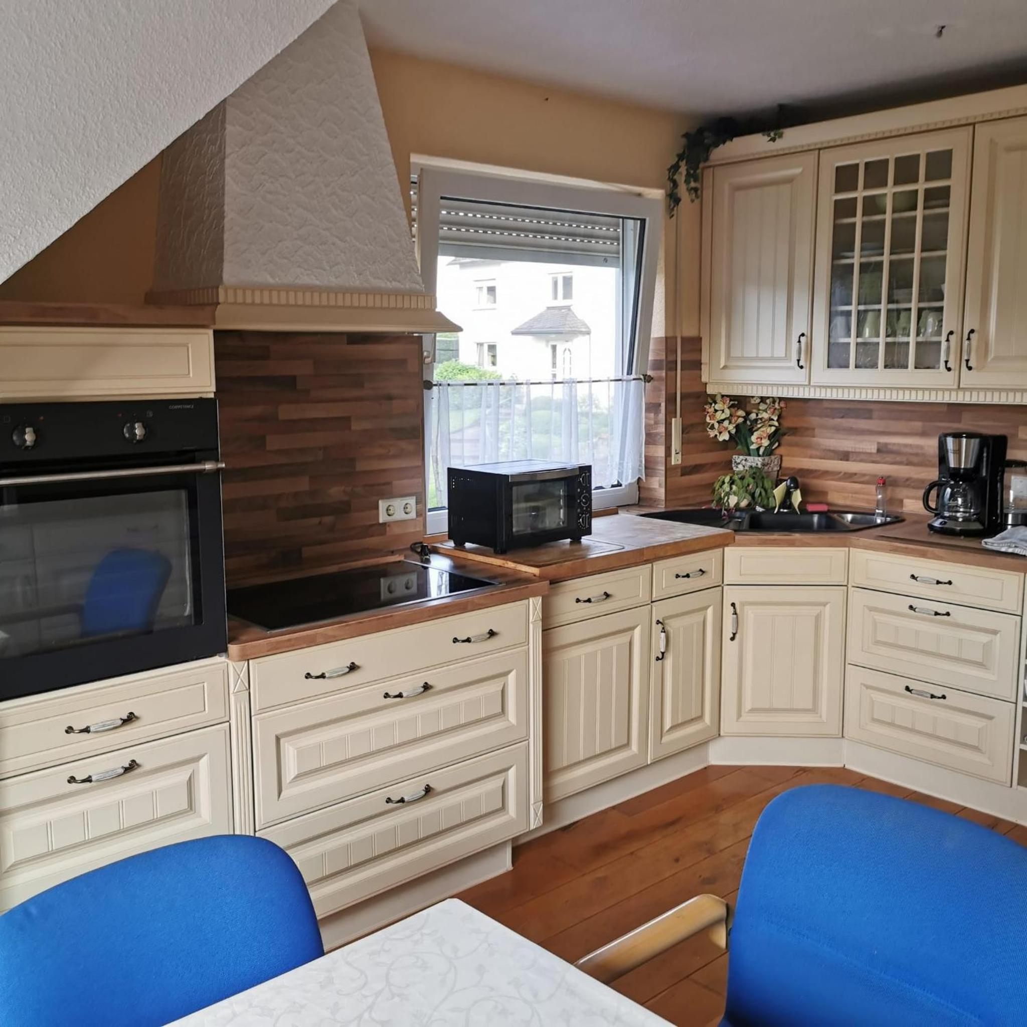Große Ferienwohnung in ruhiger Lage mit Bergpanorama