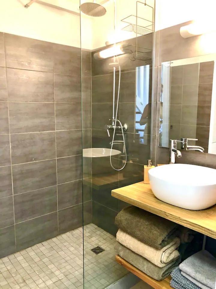 Charmant appartement vue mer la marina view 4