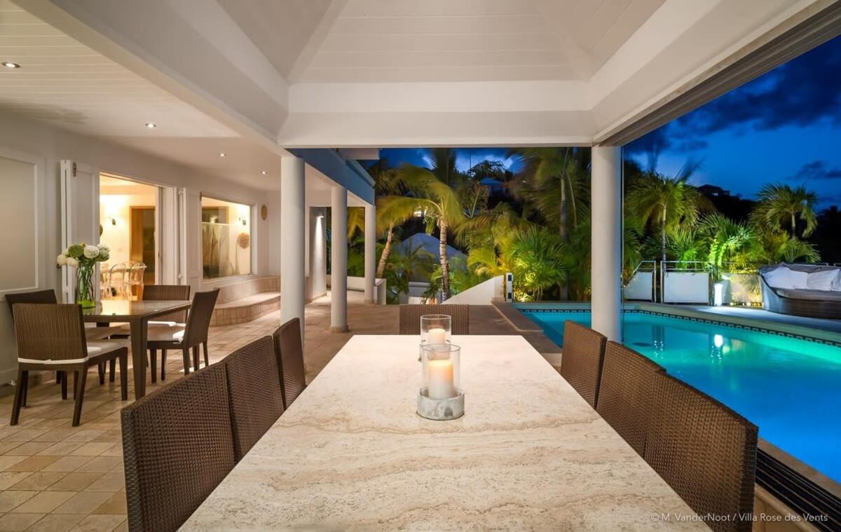 Cozy And Stylish Villa Overlooking Grand Cul De Sac