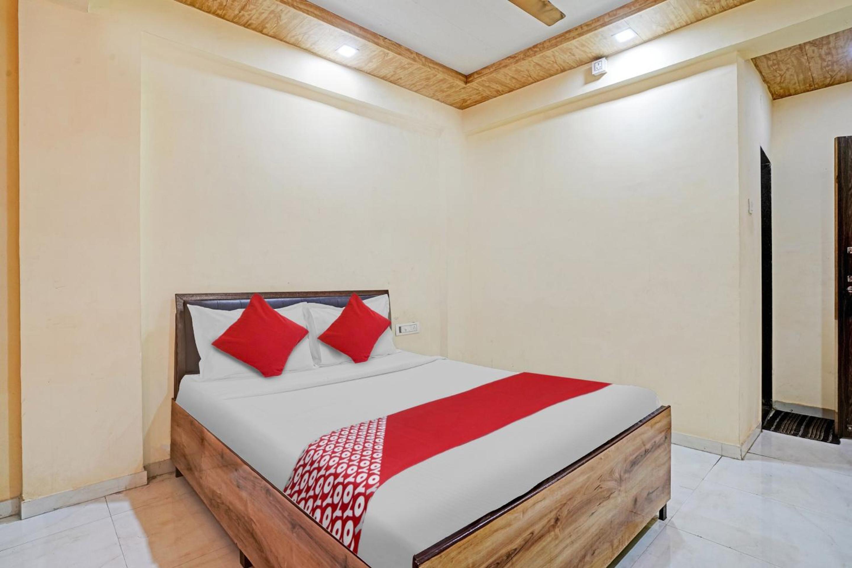 Hotel O Nisarg Lodge view 4