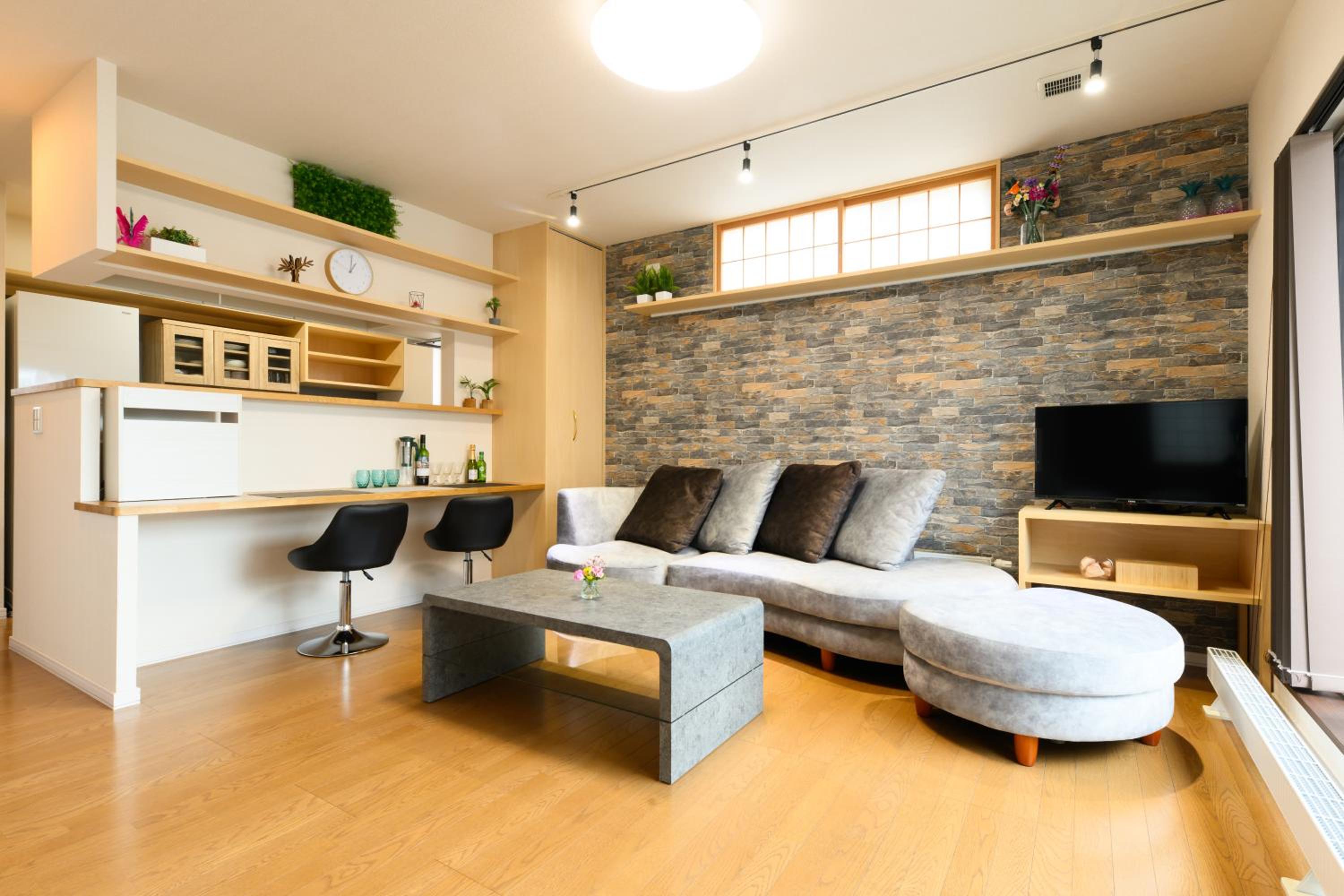 Crea House