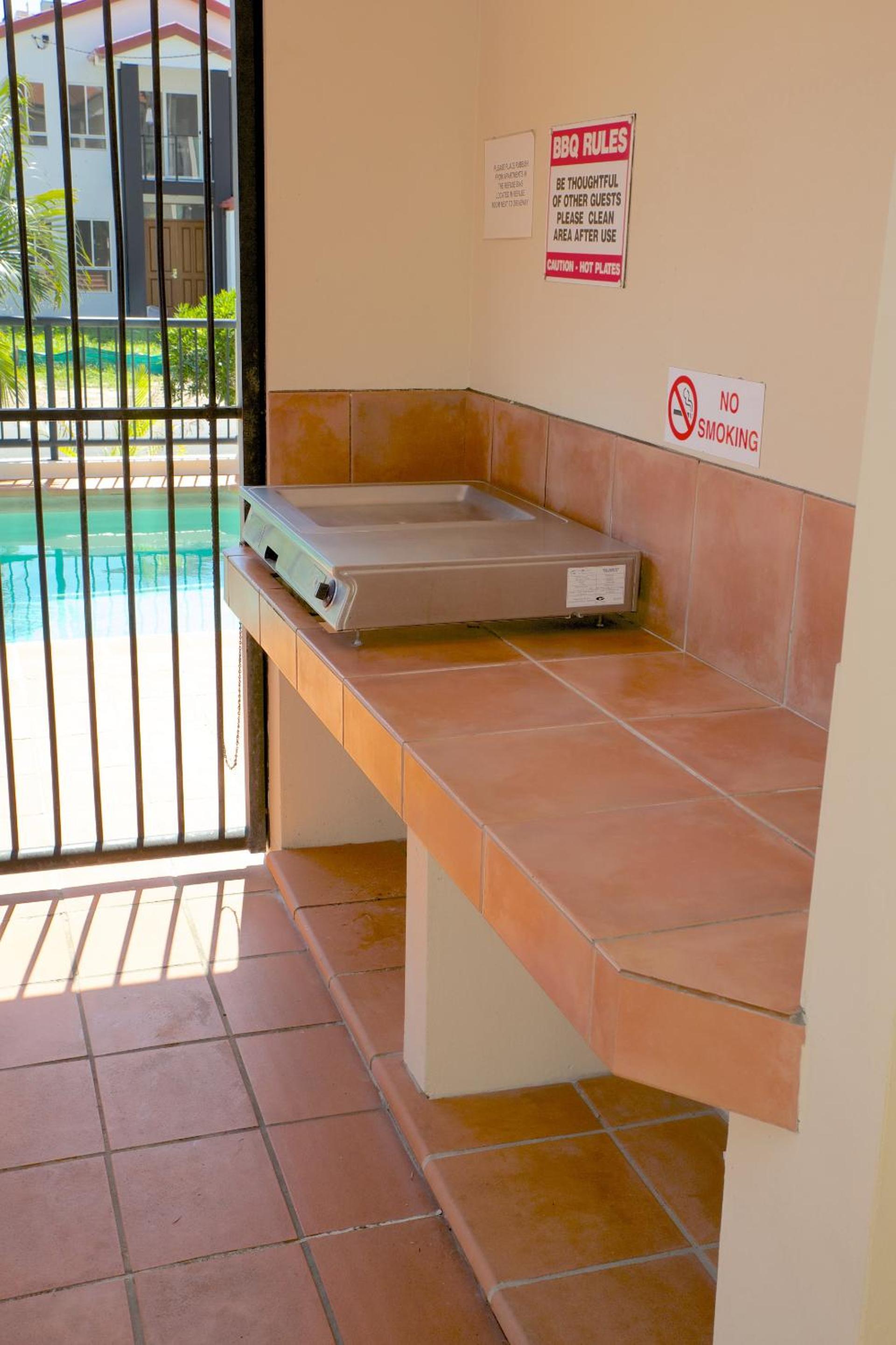 Premium 1 Bedroom Apartment Sleeps 4