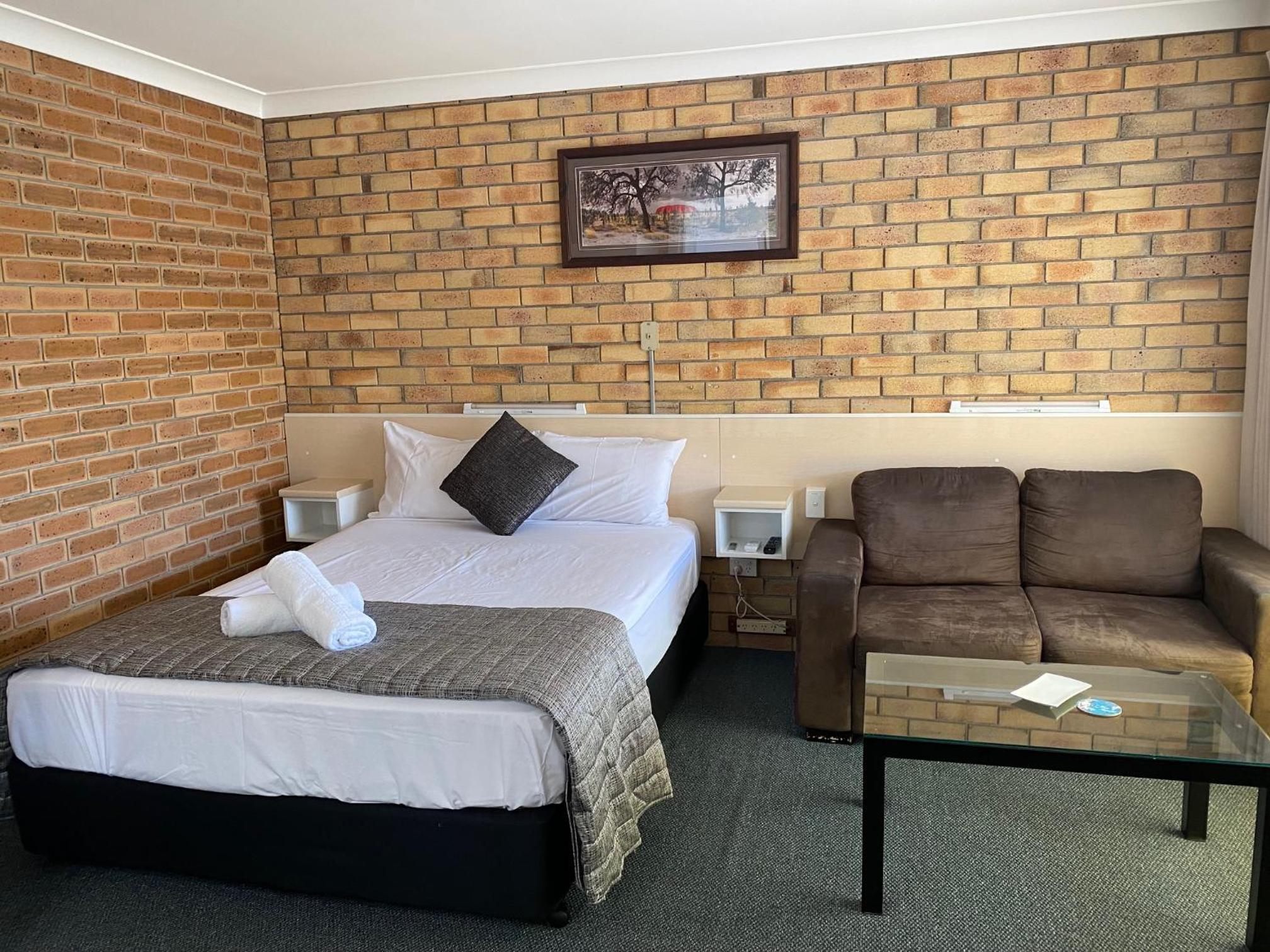 Buckaroo Motor Inn