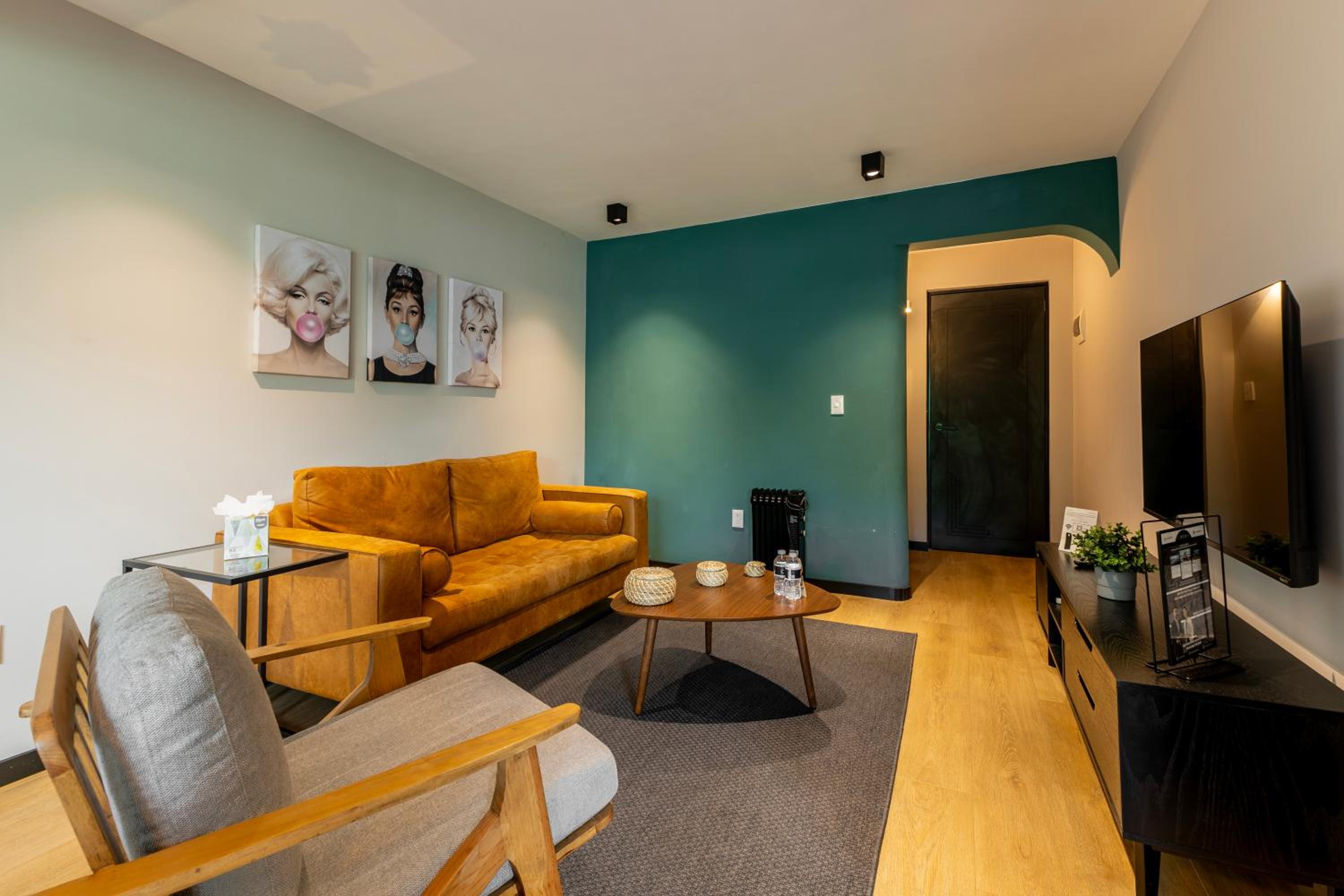 lounge