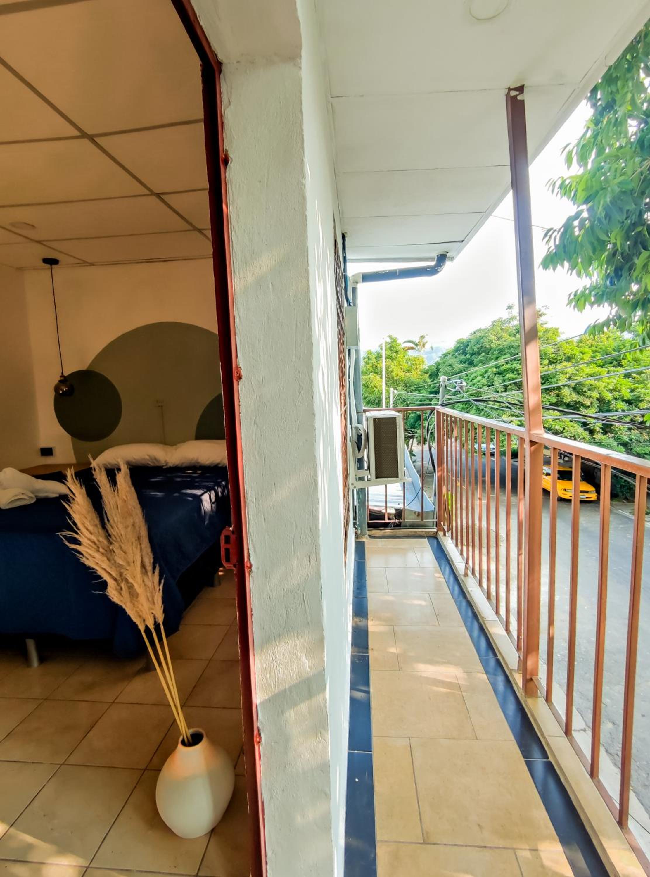 Friendly House
