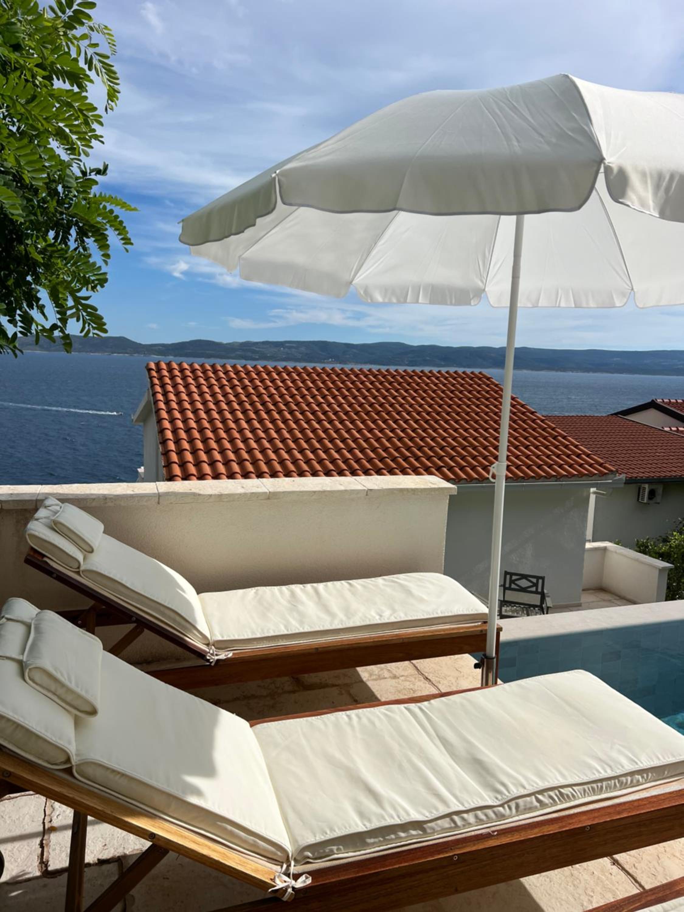 Villa Le View