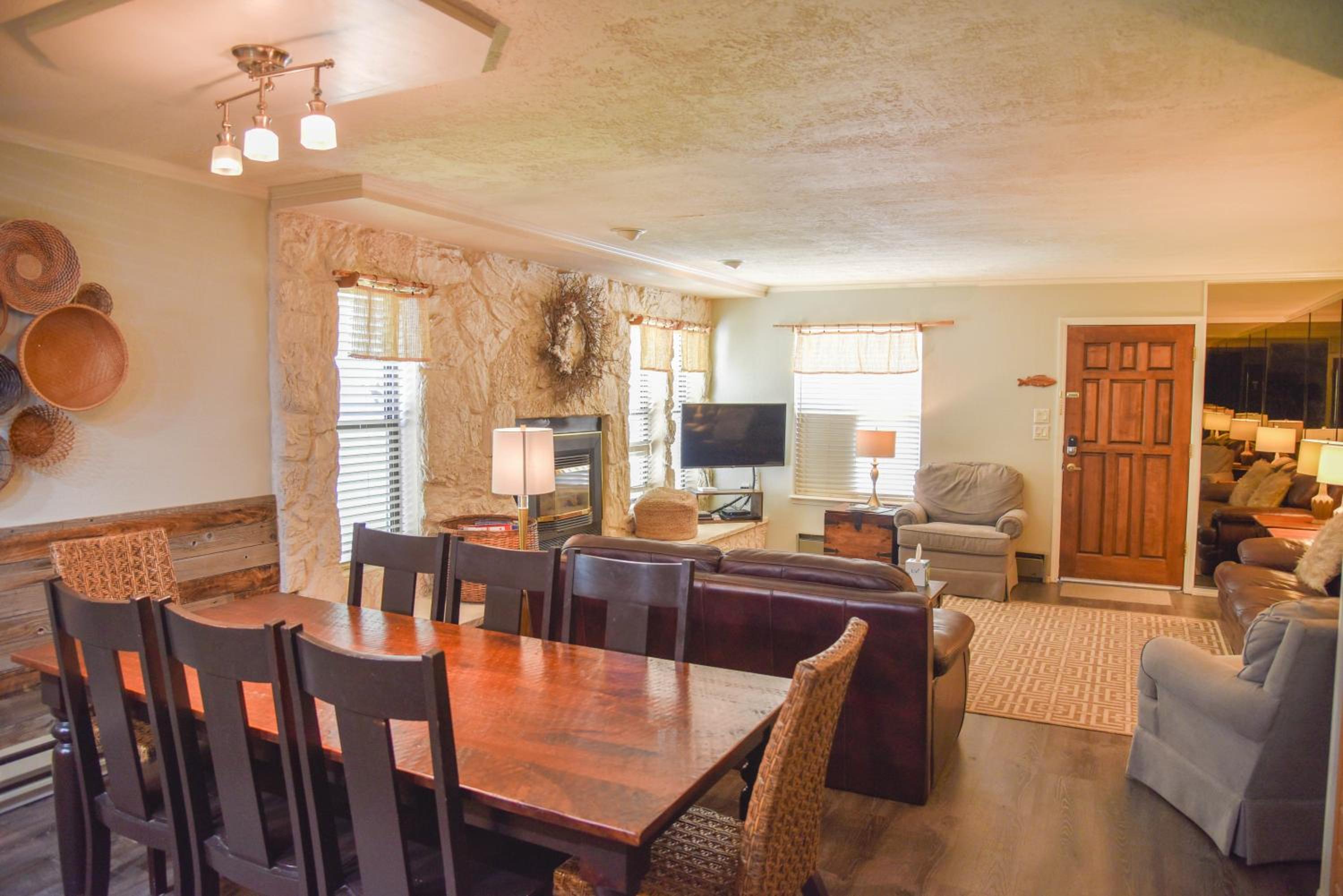 Claim Jumper 12 Townhouse With High Speed Wifi view 5