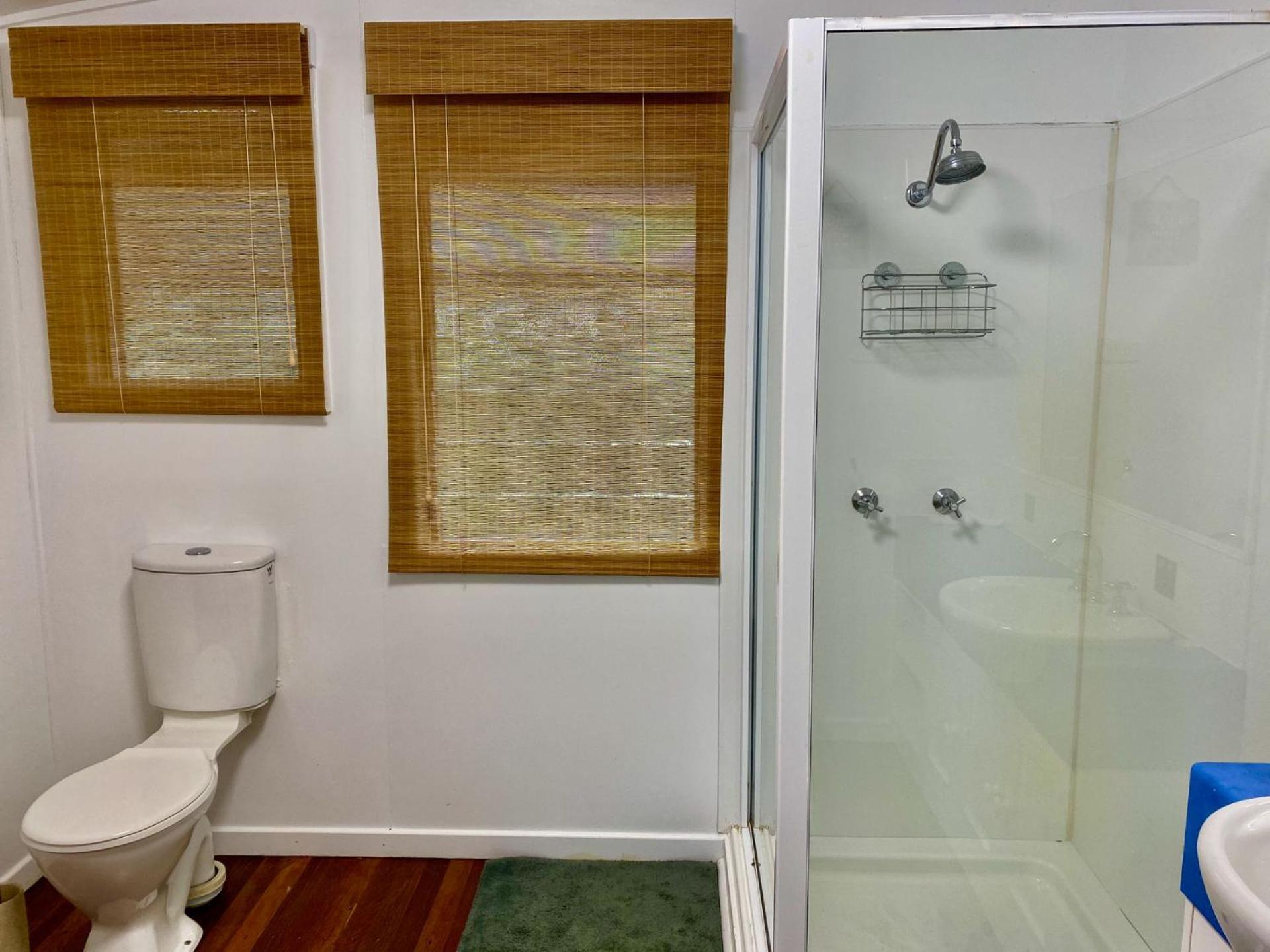 Burrum Beach House-Waterfront-Private Jetty-2BR