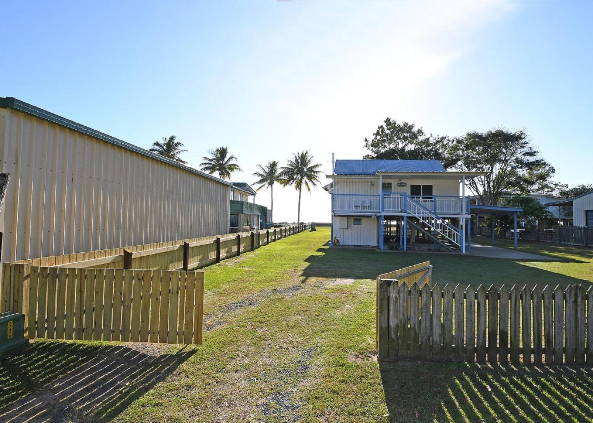Burrum Beach House-Waterfront-Private Jetty-2BR