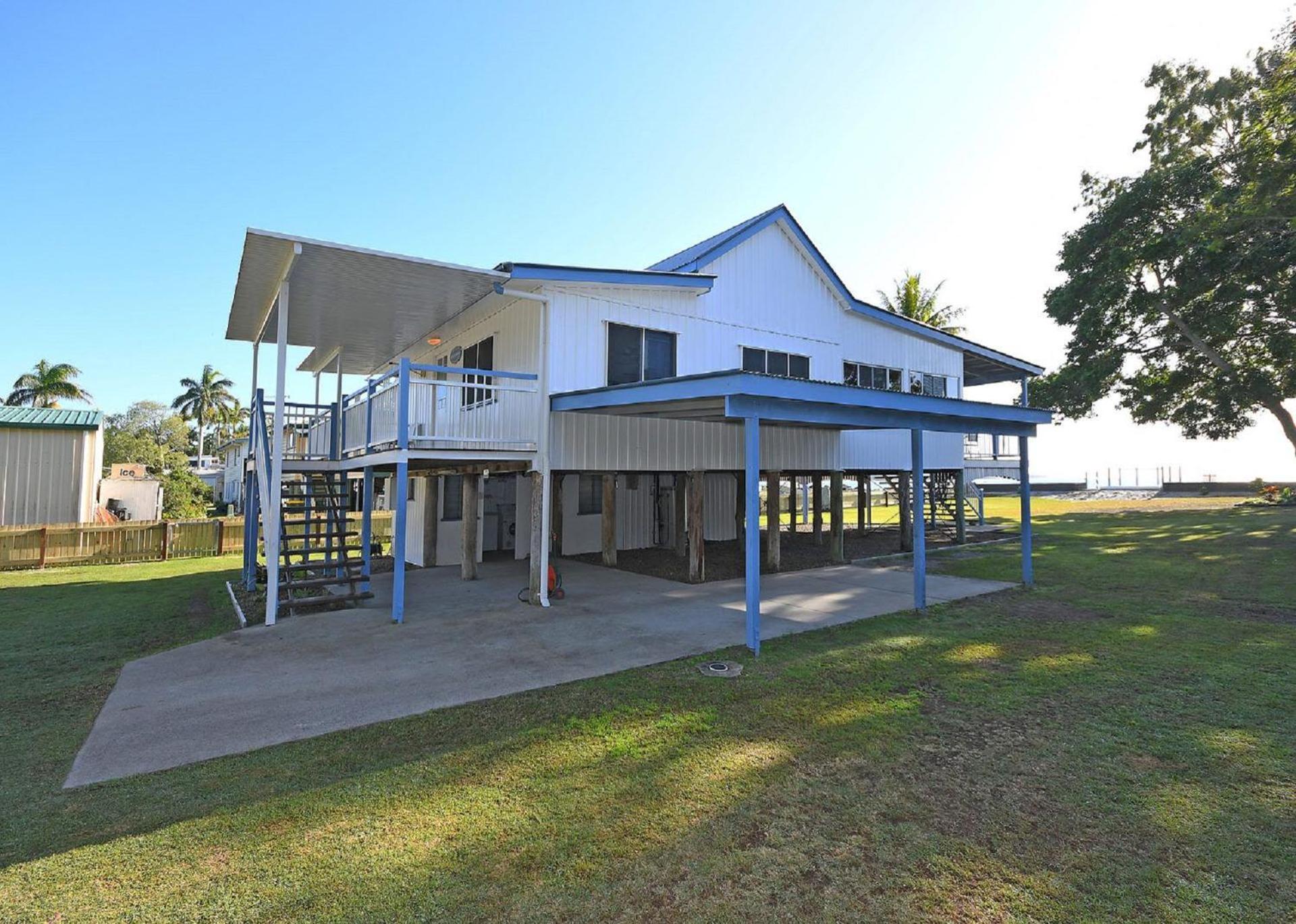 Burrum Beach House-Waterfront-Private Jetty-2BR