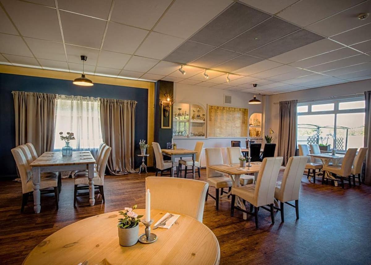 Fingle Glen Lodges