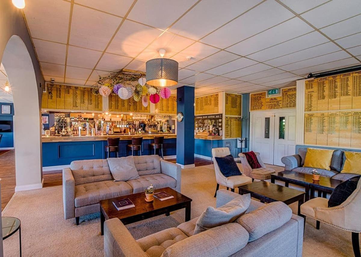 Fingle Glen Lodges