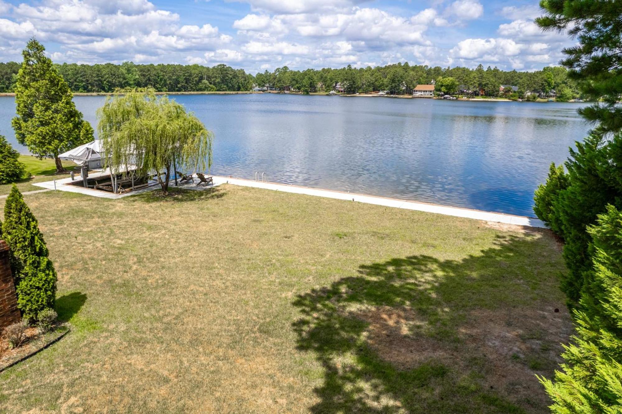 Sanford Vacations - WaterEdge Lake House - Property Image 81