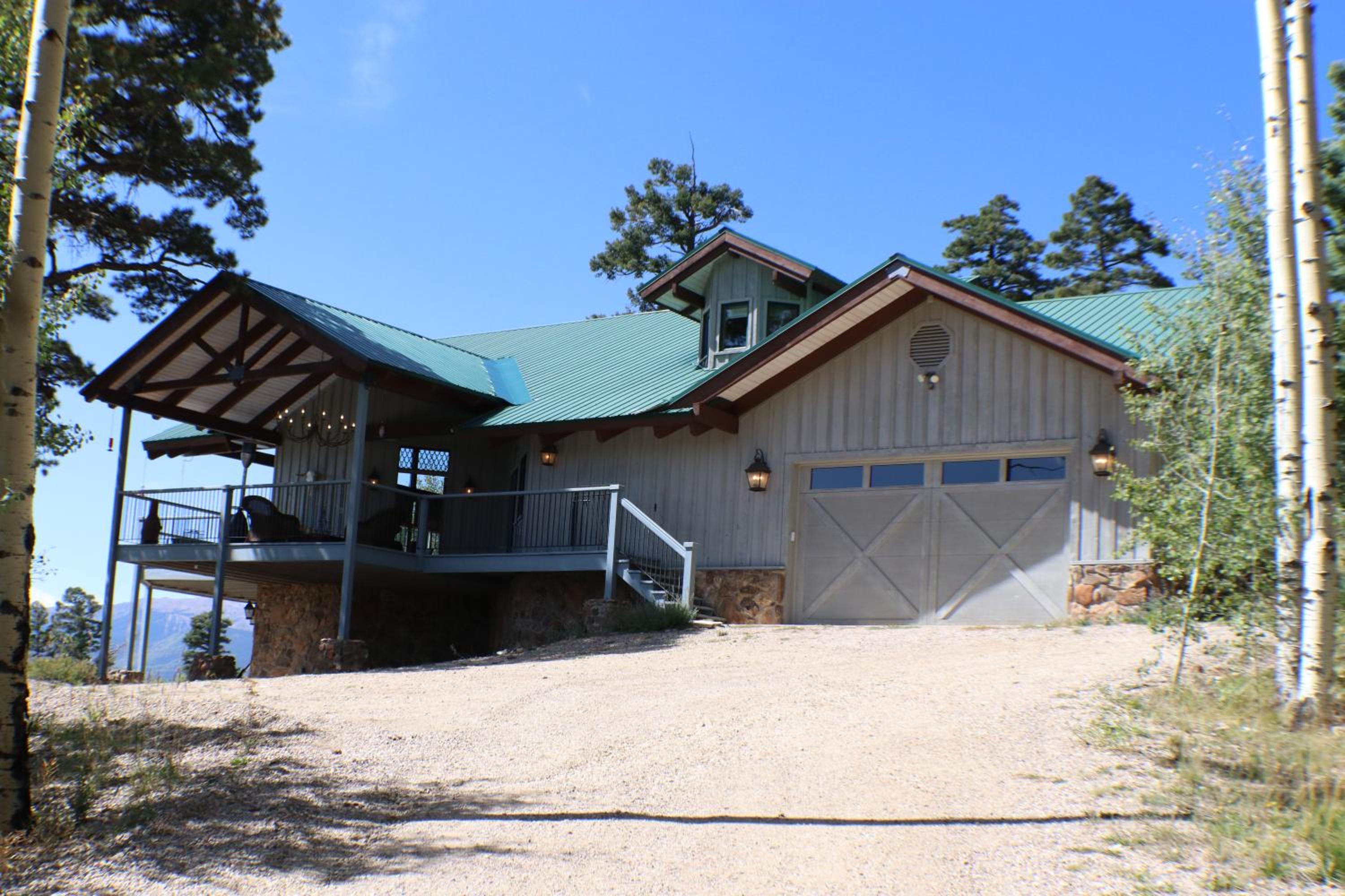 Bobcat Peak - Luxury Mountain Home - Hot Tub - Secluded - WiFi - Washer - Dryer - Amazing Views view 5