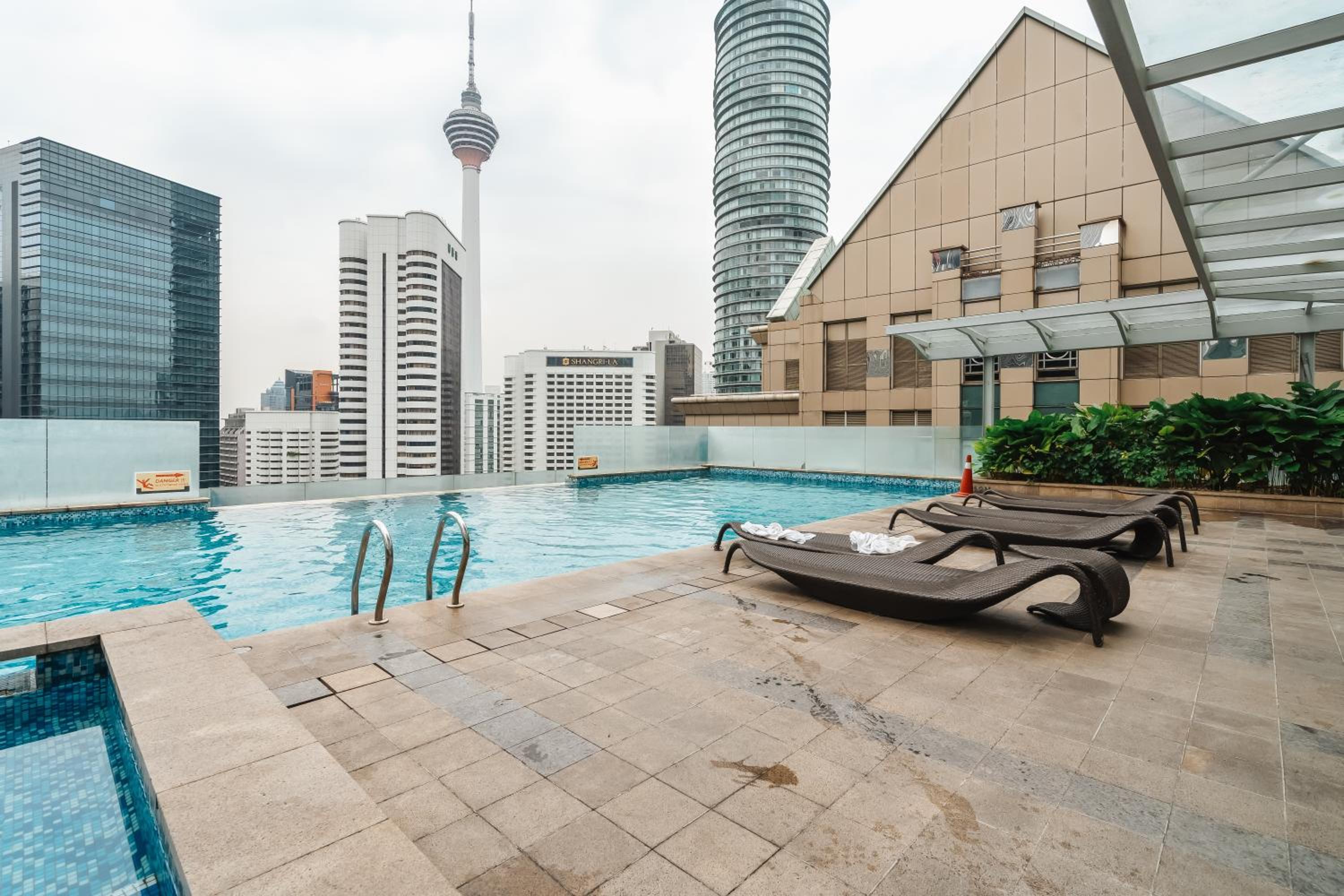 C Suites KLCC 5mins walk to KLCC