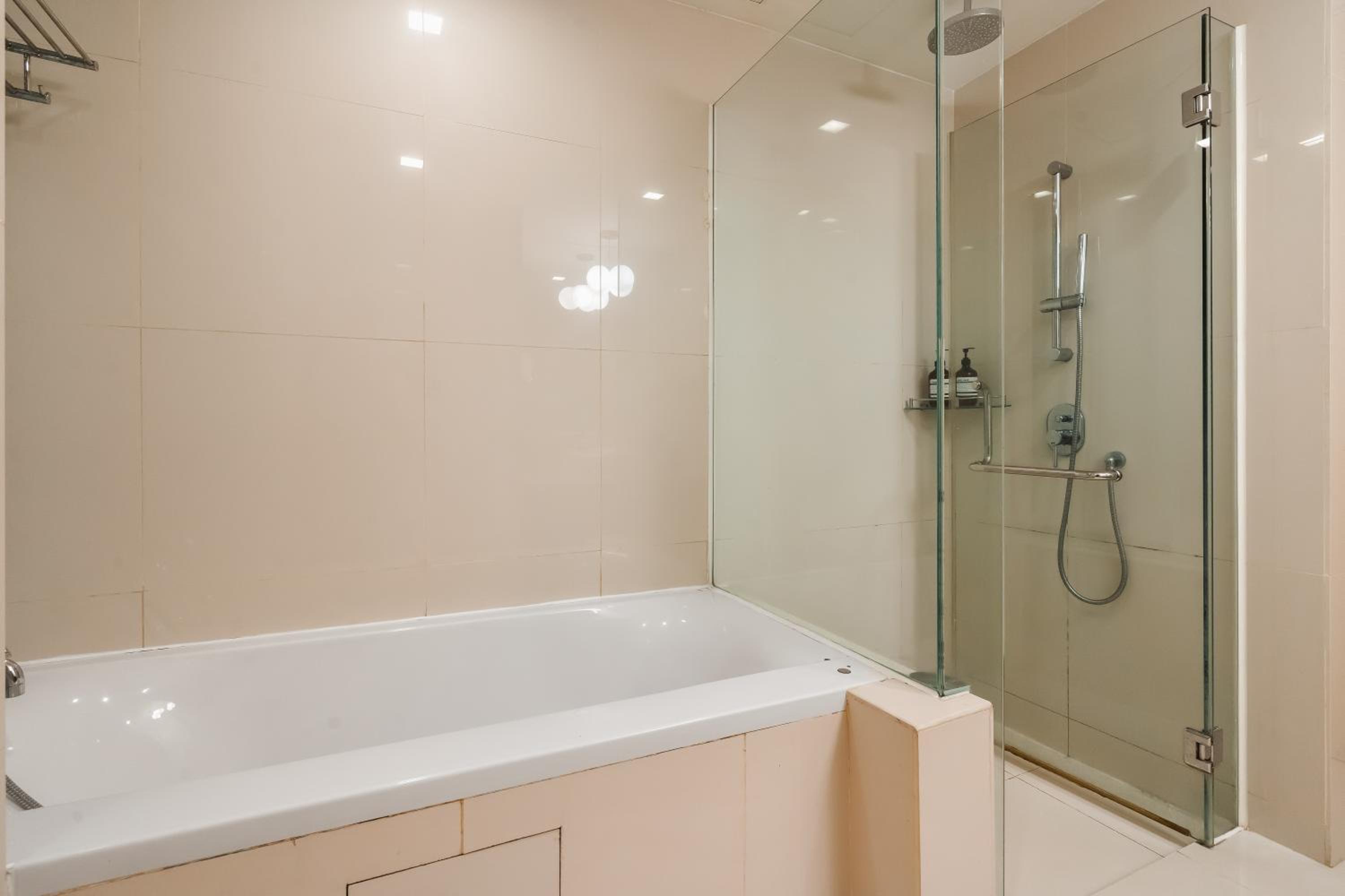 C Suites KLCC 5mins walk to KLCC