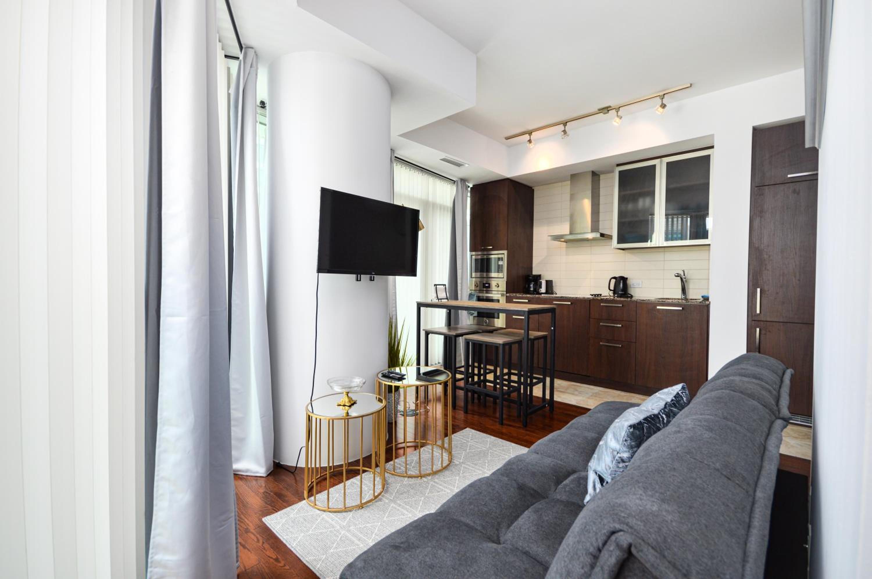 The York Suites