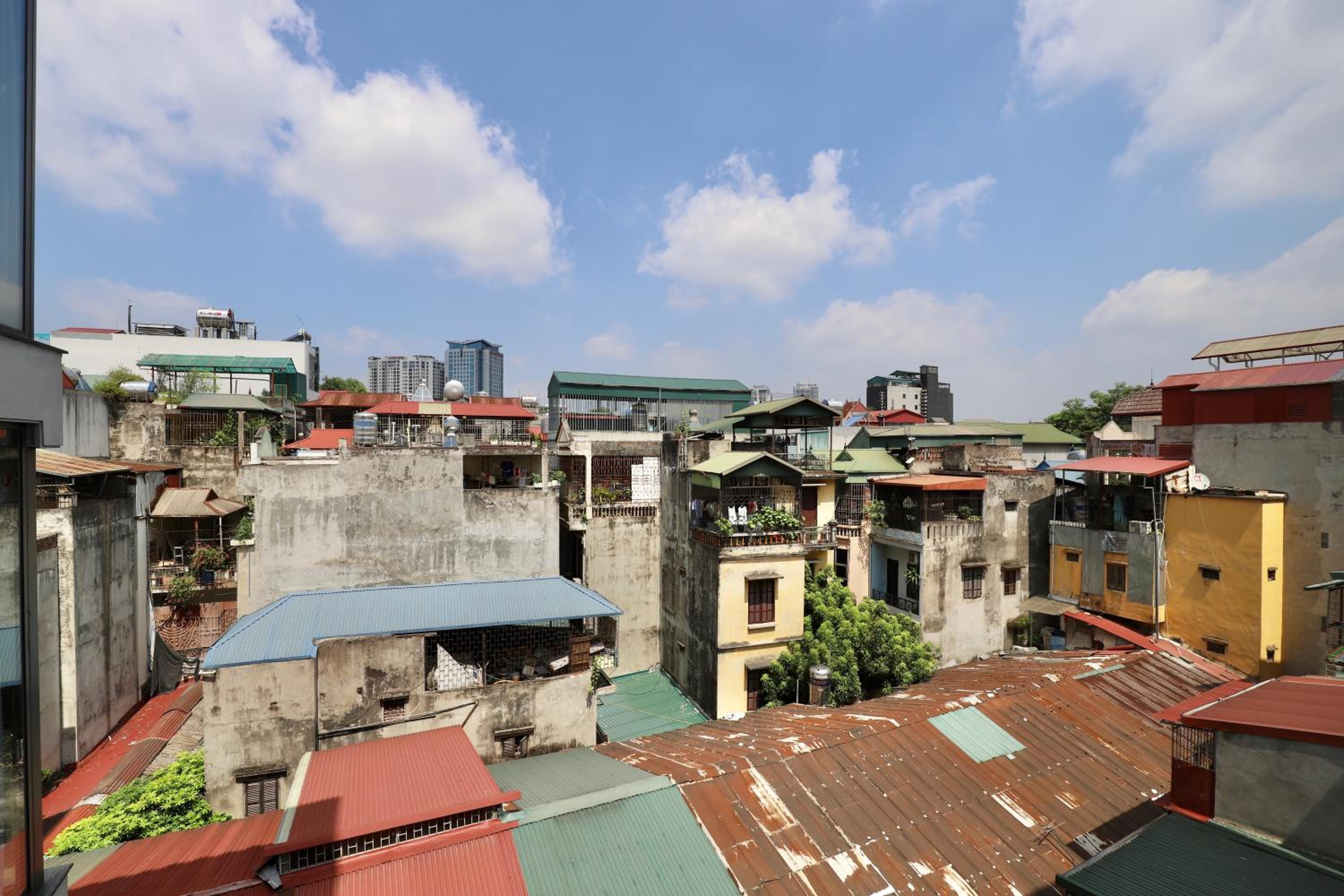 Celadon building 26 Pham Huy Thông