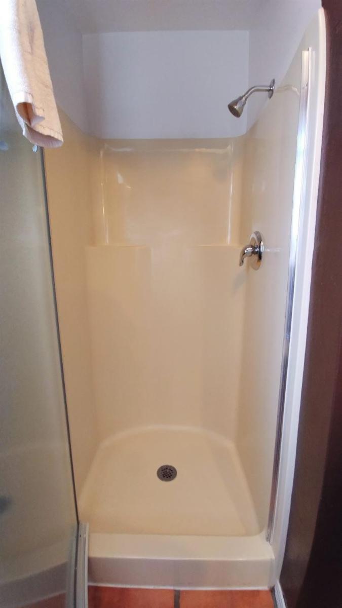 Claim Jumper Townhouse 22 - On The River - Across from the Fishing Ponds - In Town - Near The Ski Area - Fireplace - WiFi - Sate view 5