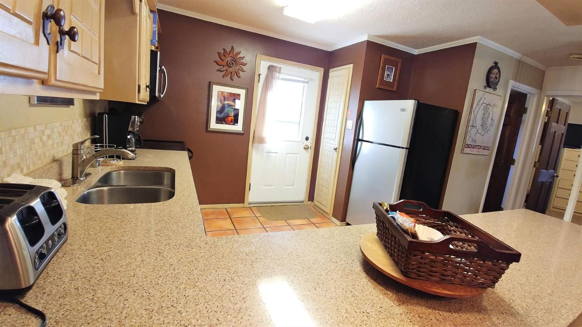Claim Jumper Townhouse 22 - On The River - Across from the Fishing Ponds - In Town - Near The Ski Area - Fireplace - WiFi - Sate view 4