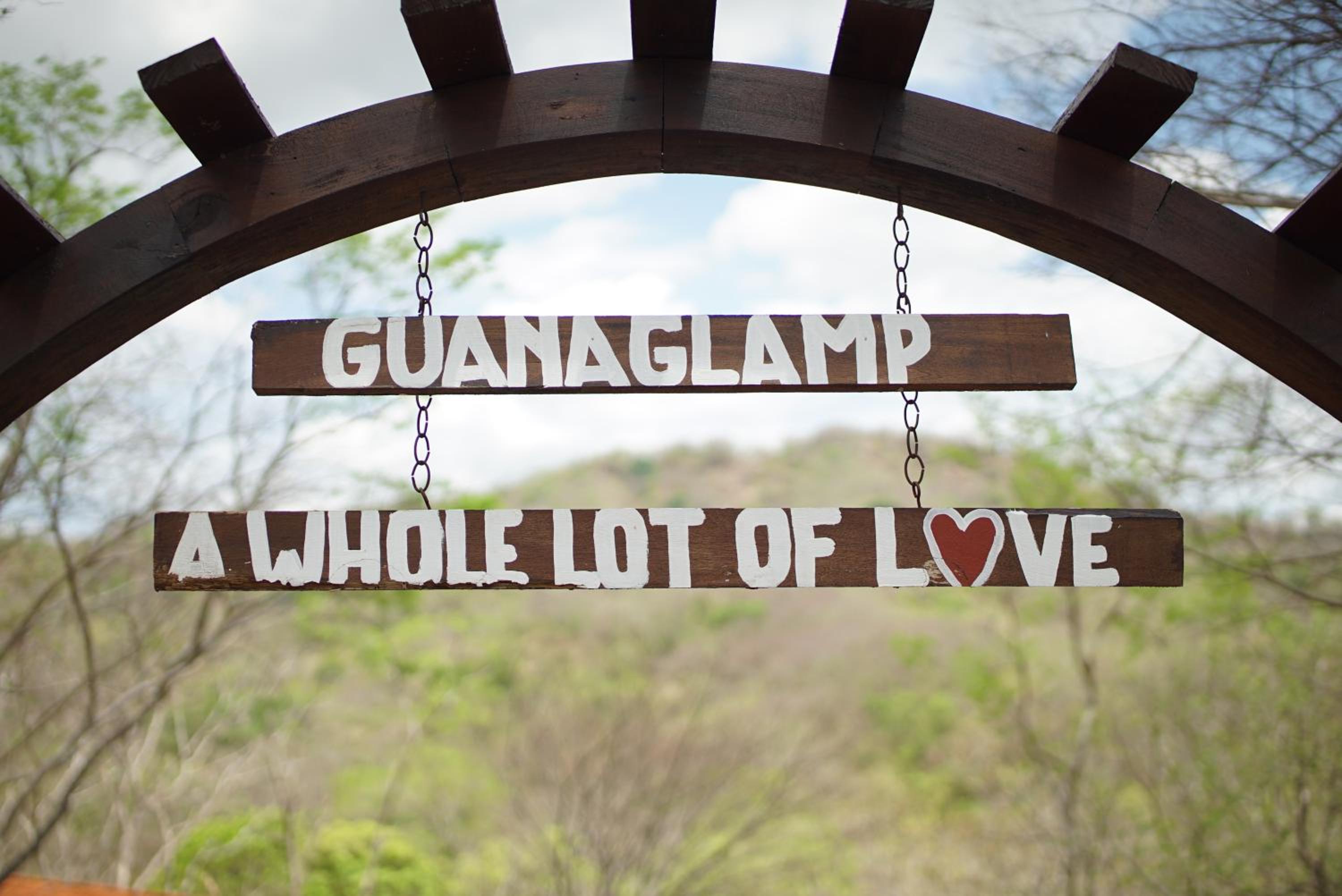 GuanaGlamp
