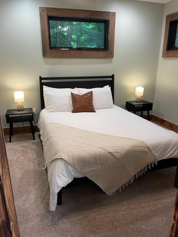 Pine Creek Cabins & Camping Resort view 3