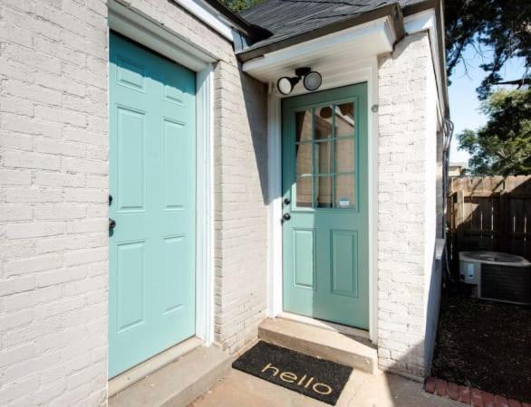 M'Homestead Cottage - 2BR 1BA - Walk to Tech view 2