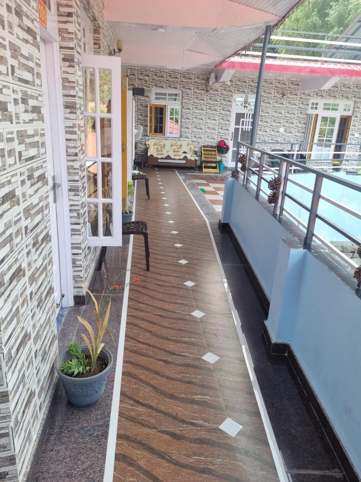 Rock Mountain Premium Stay Near Rock Garden Dalhousie