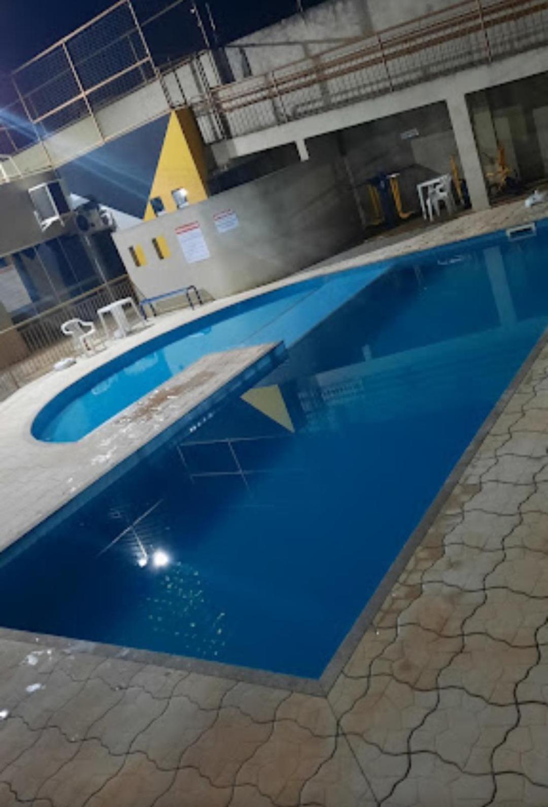 apto ao lado do shopping norte a 8 minutos do centro