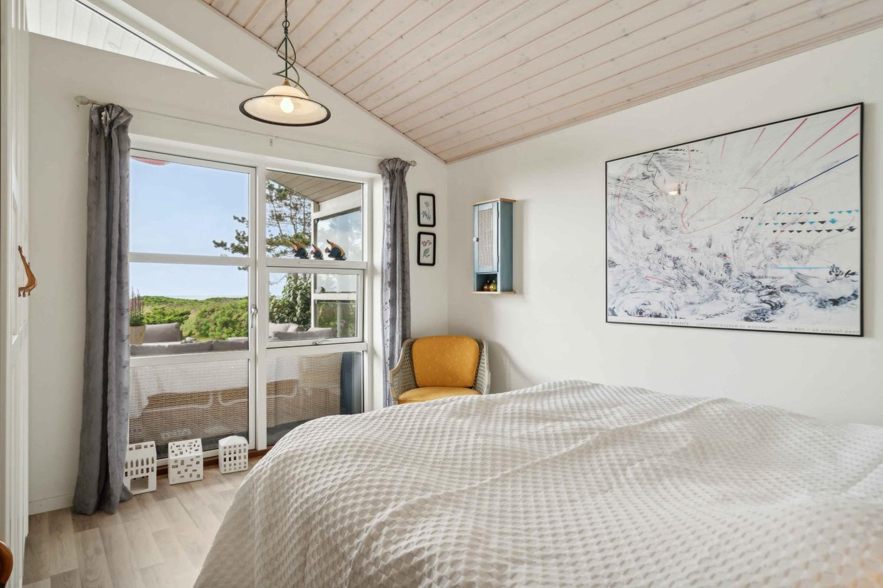 Fantastic Summer House With Sea View