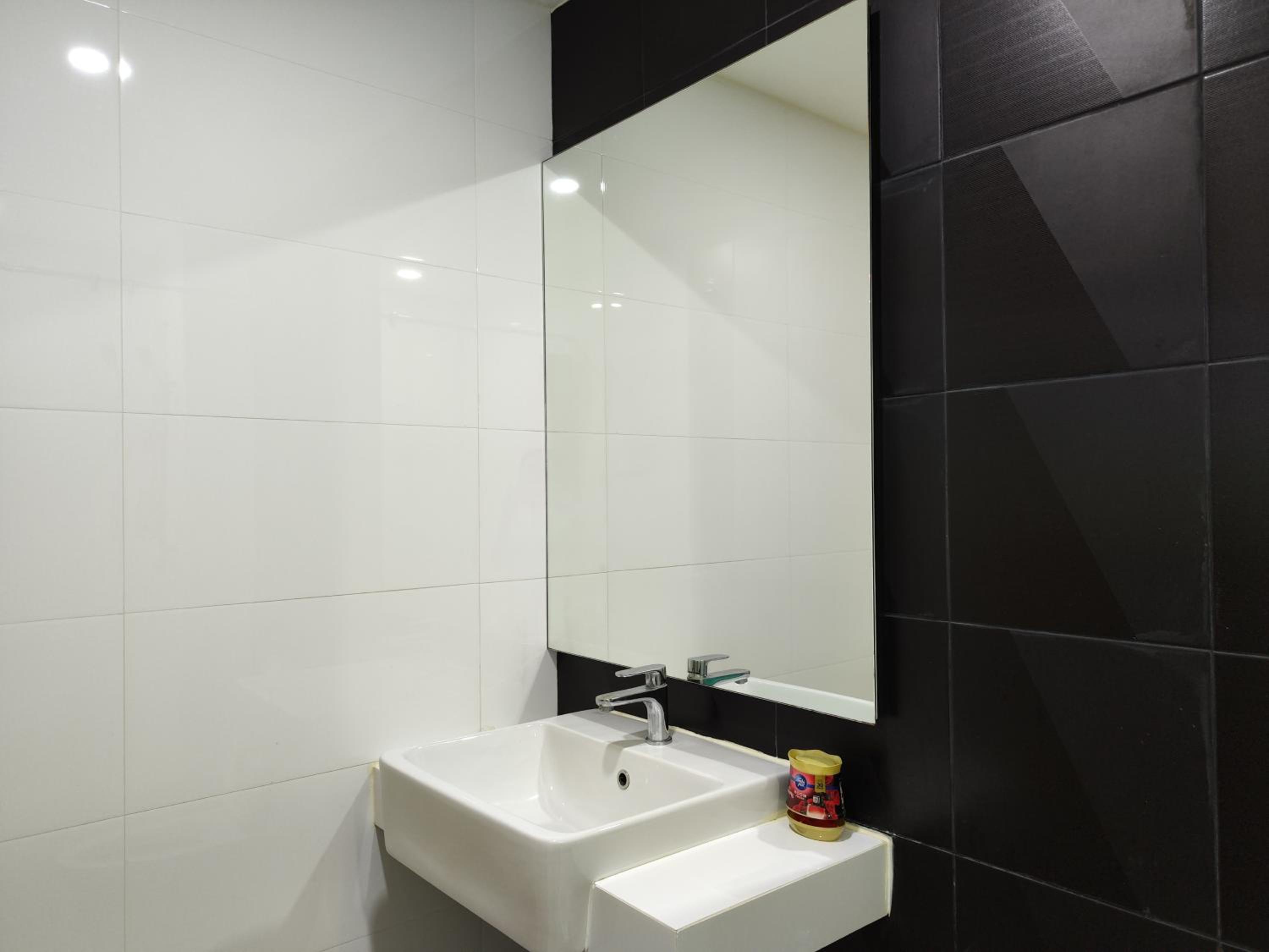 7 Floor - Mountain view Studio room at OZC near Kata beach