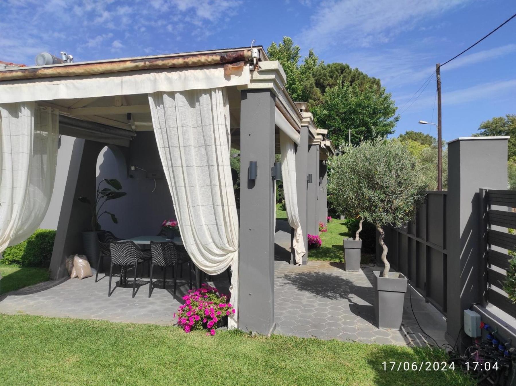 Peter's Country House view 3